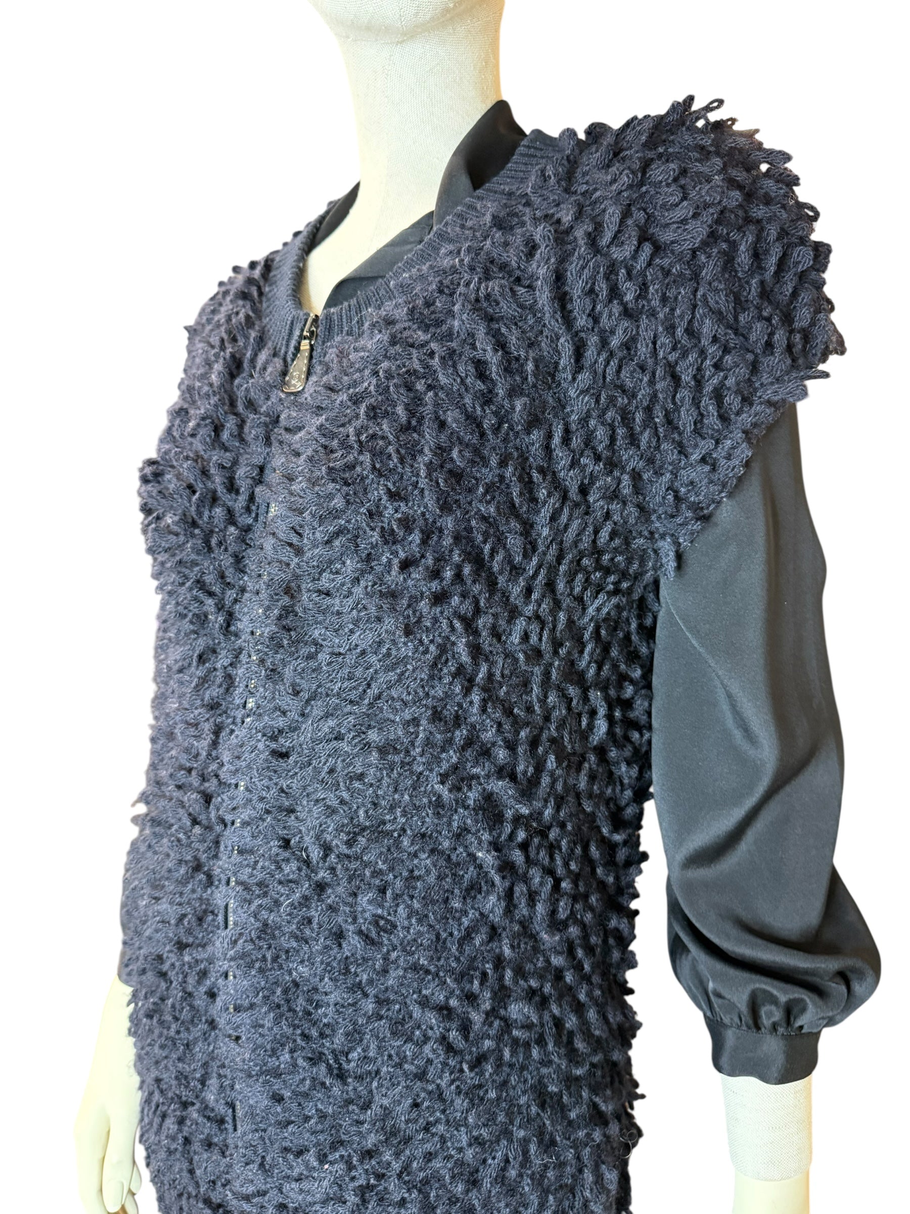 ALEXANDER MCQUEEN WOOL KNIT VEST – BLACK – SIZE XS