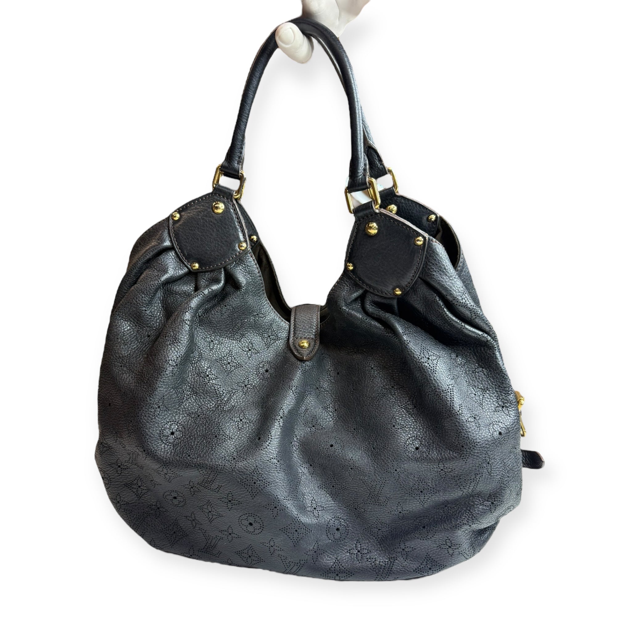 Louis Vuitton Mahina L Hobo Bag in Black Leather