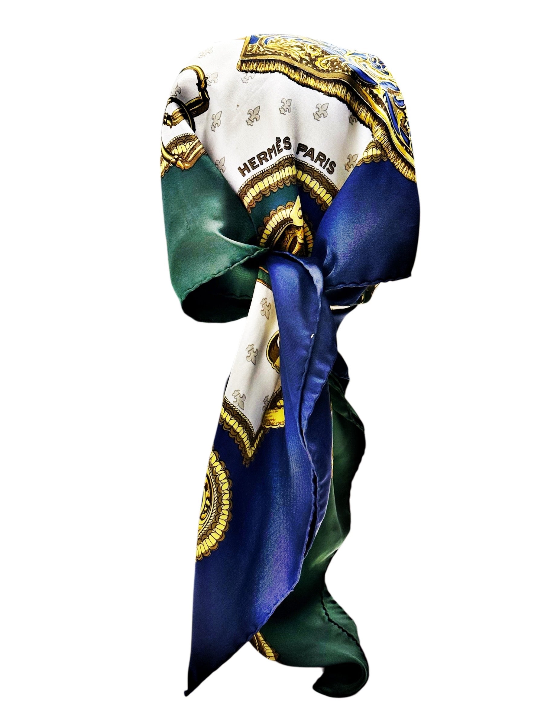 Hermès “Selles à Housse” Vintage Silk Scarf – Green, Navy & Gold Equestrian Print, Made in France