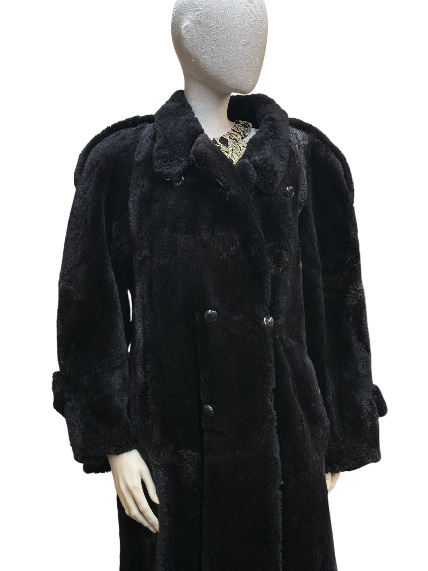 MODELPELS VINTAGE FULL-LENGTH COAT – NORWAY