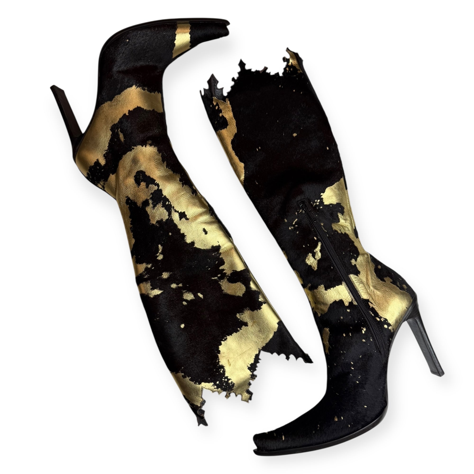 DÉBUT BLACK AND GOLD LEATHER BOOTS