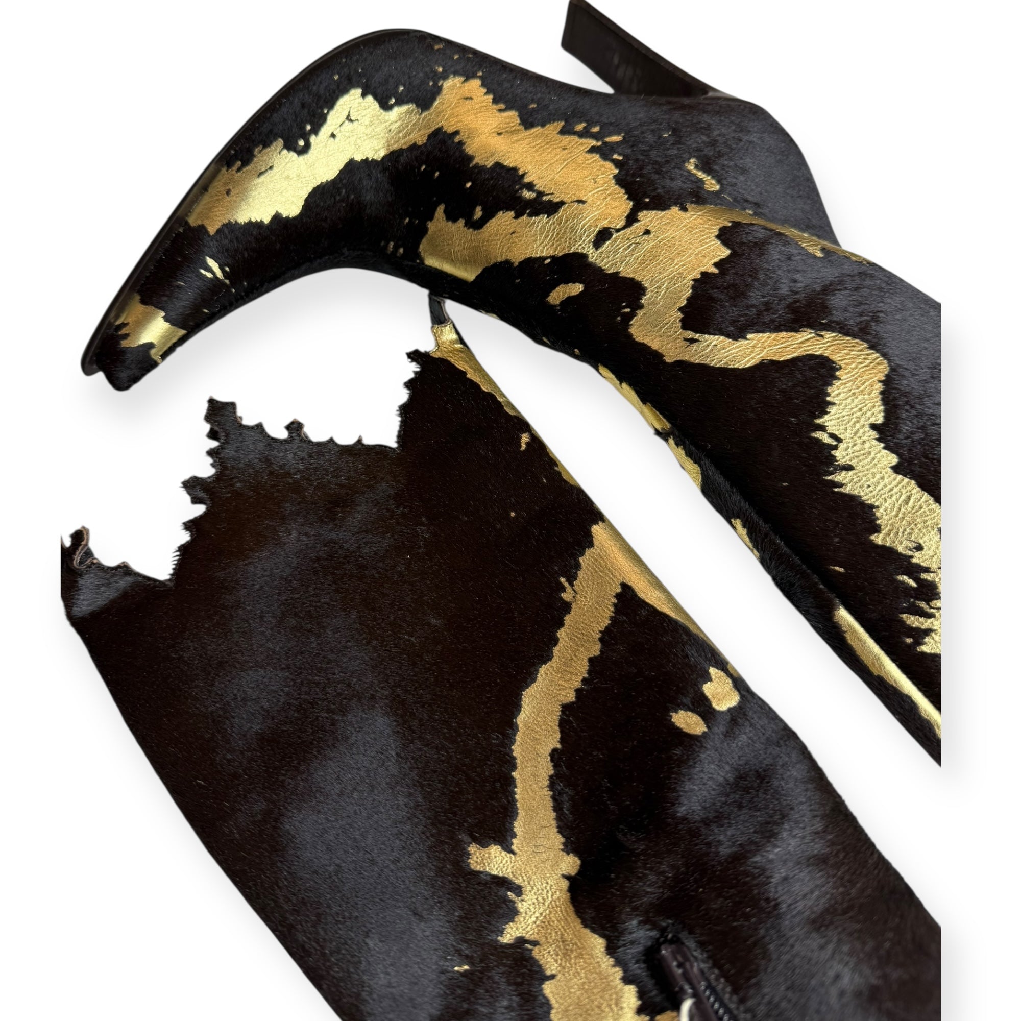 DÉBUT BLACK AND GOLD LEATHER BOOTS