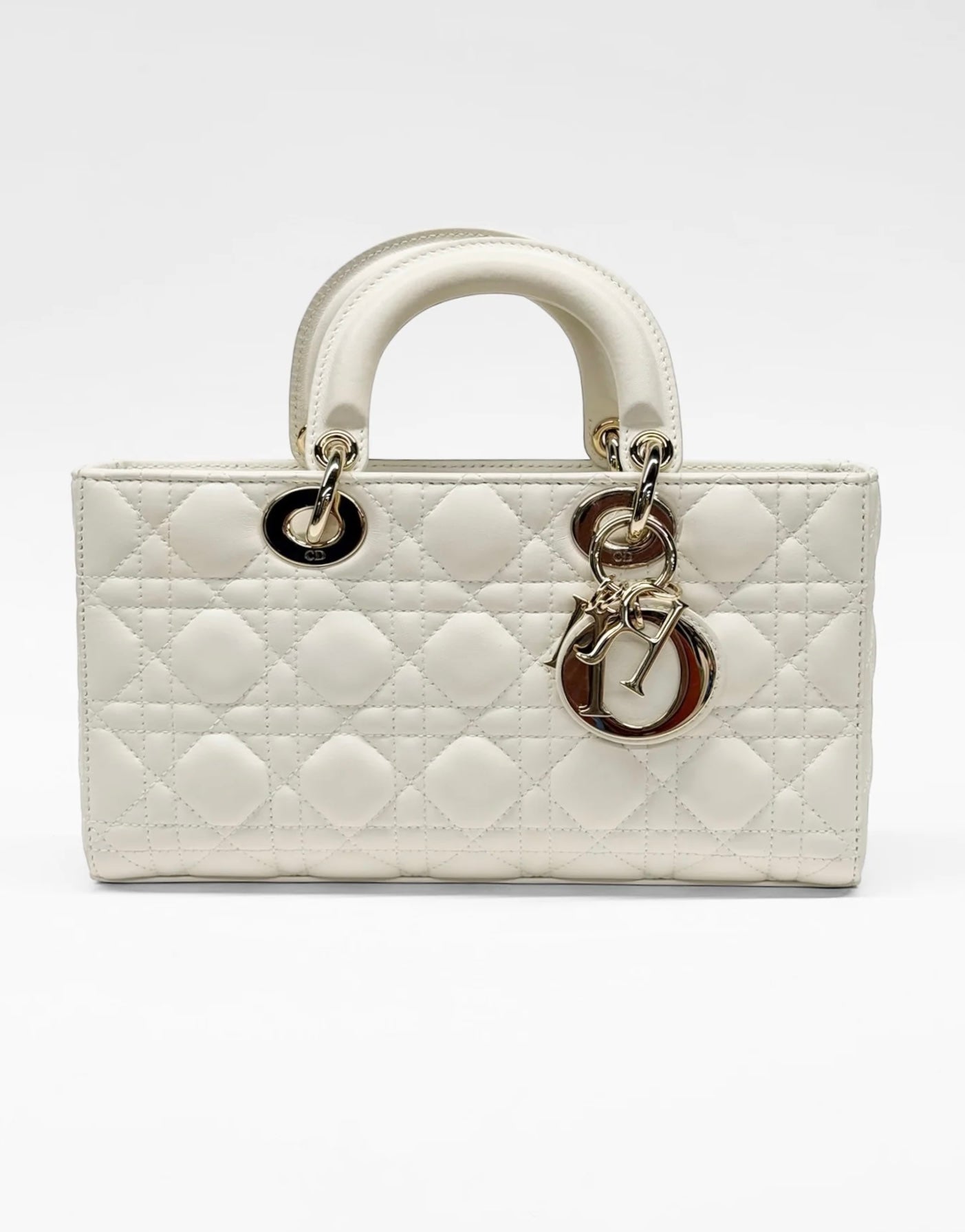 Christian Dior Lady Dior Medium – White Cannage Lambskin, Gold