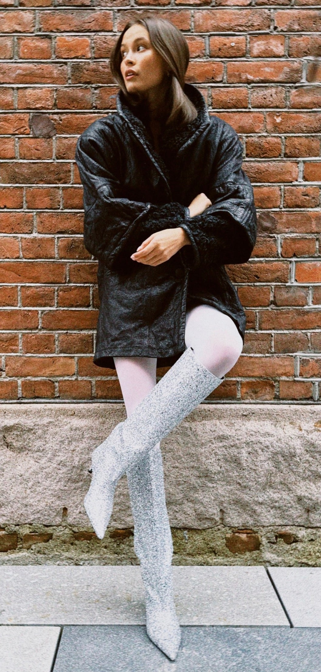 Teurn Silver Glitter Boots