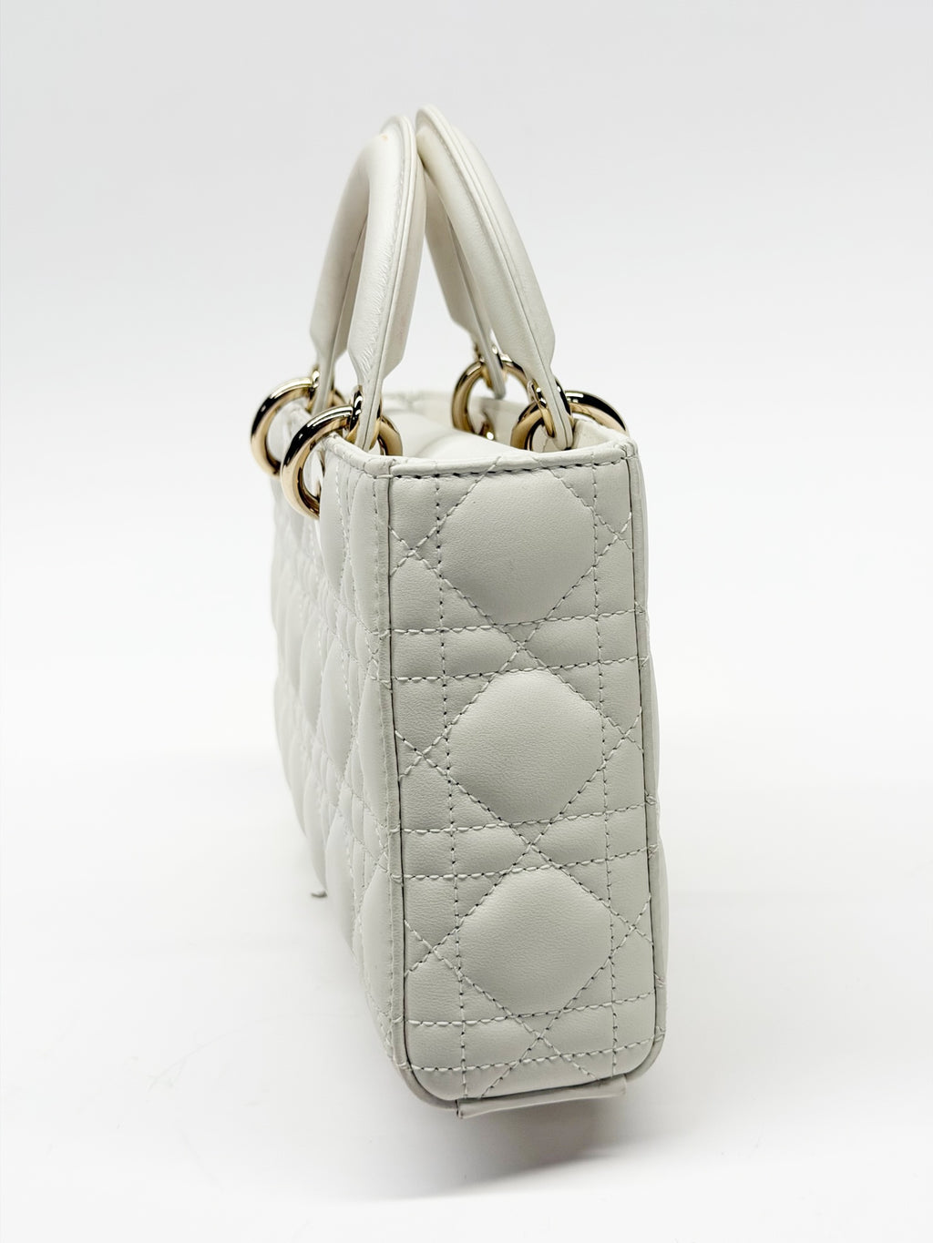 Christian Dior Lady Dior Medium – White Cannage Lambskin, Gold Hardware