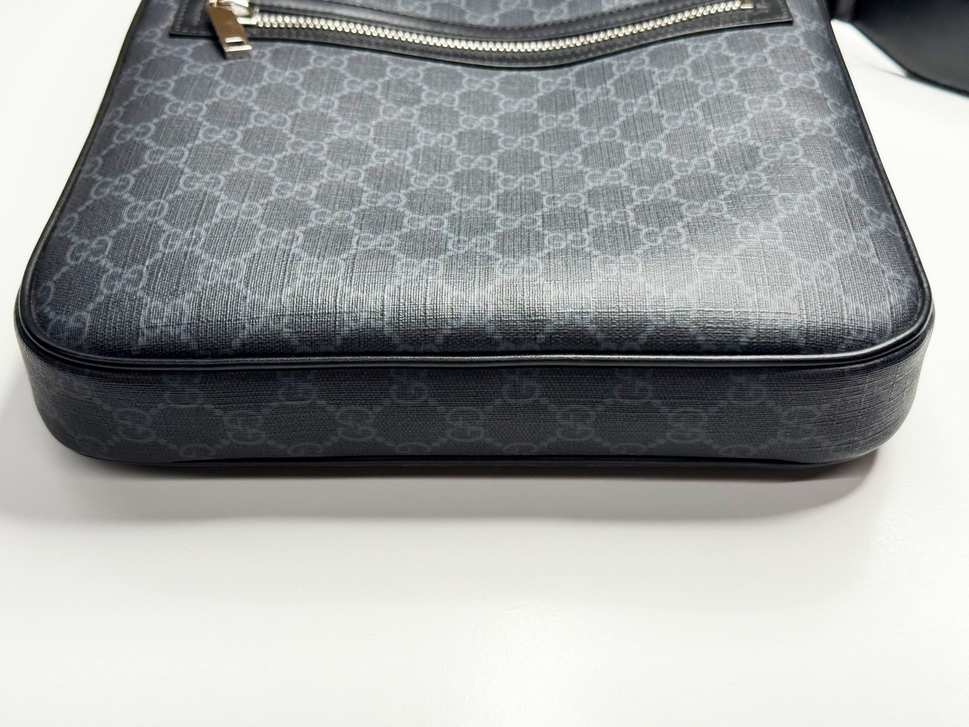 Gucci GG Black Medium Messenger Bag