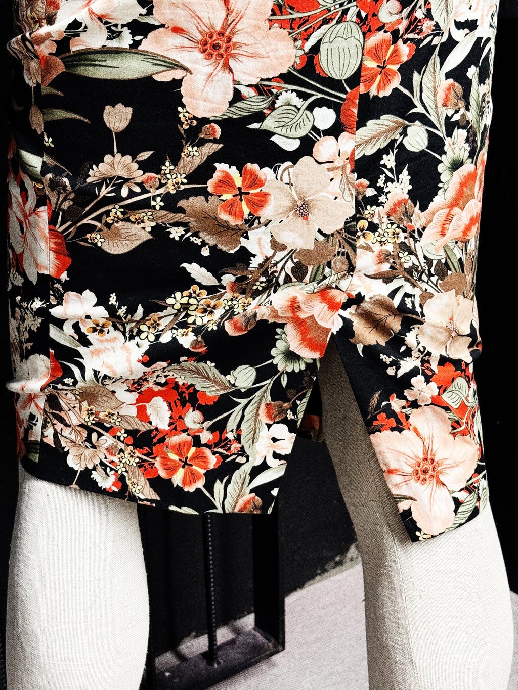 Piel de Toro Floral Pencil Skirt