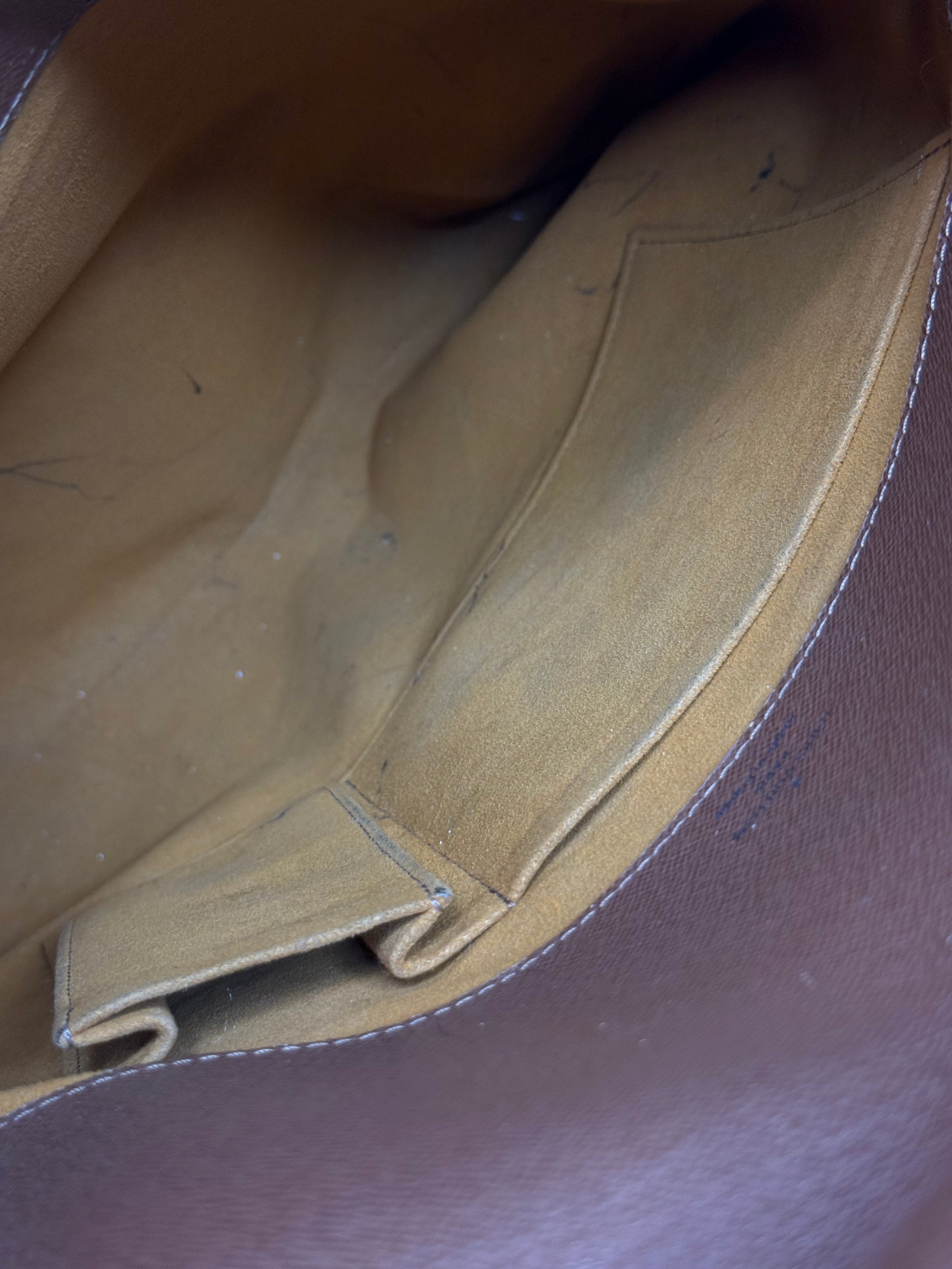 Louis Vuitton
Musette Tango leather handbag