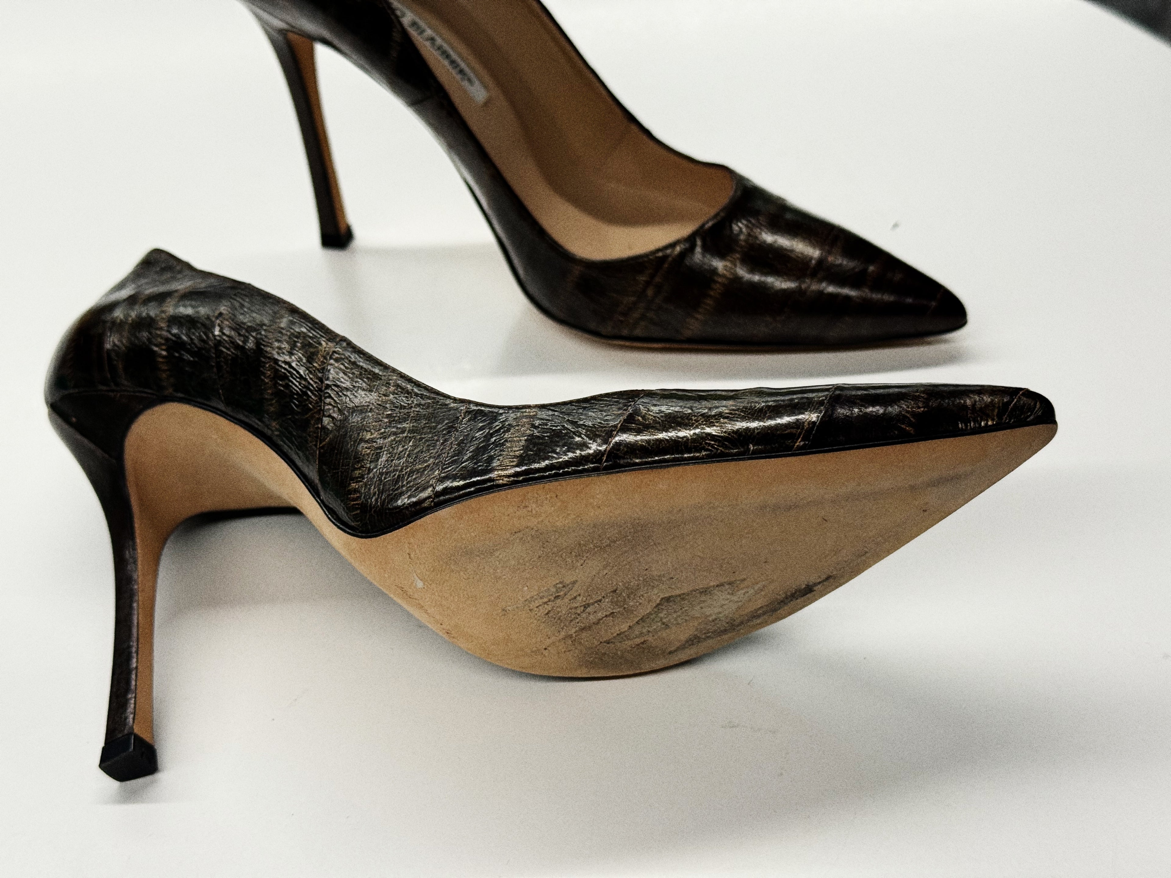 Manolo Blahnik Black Textured Leather Pumps