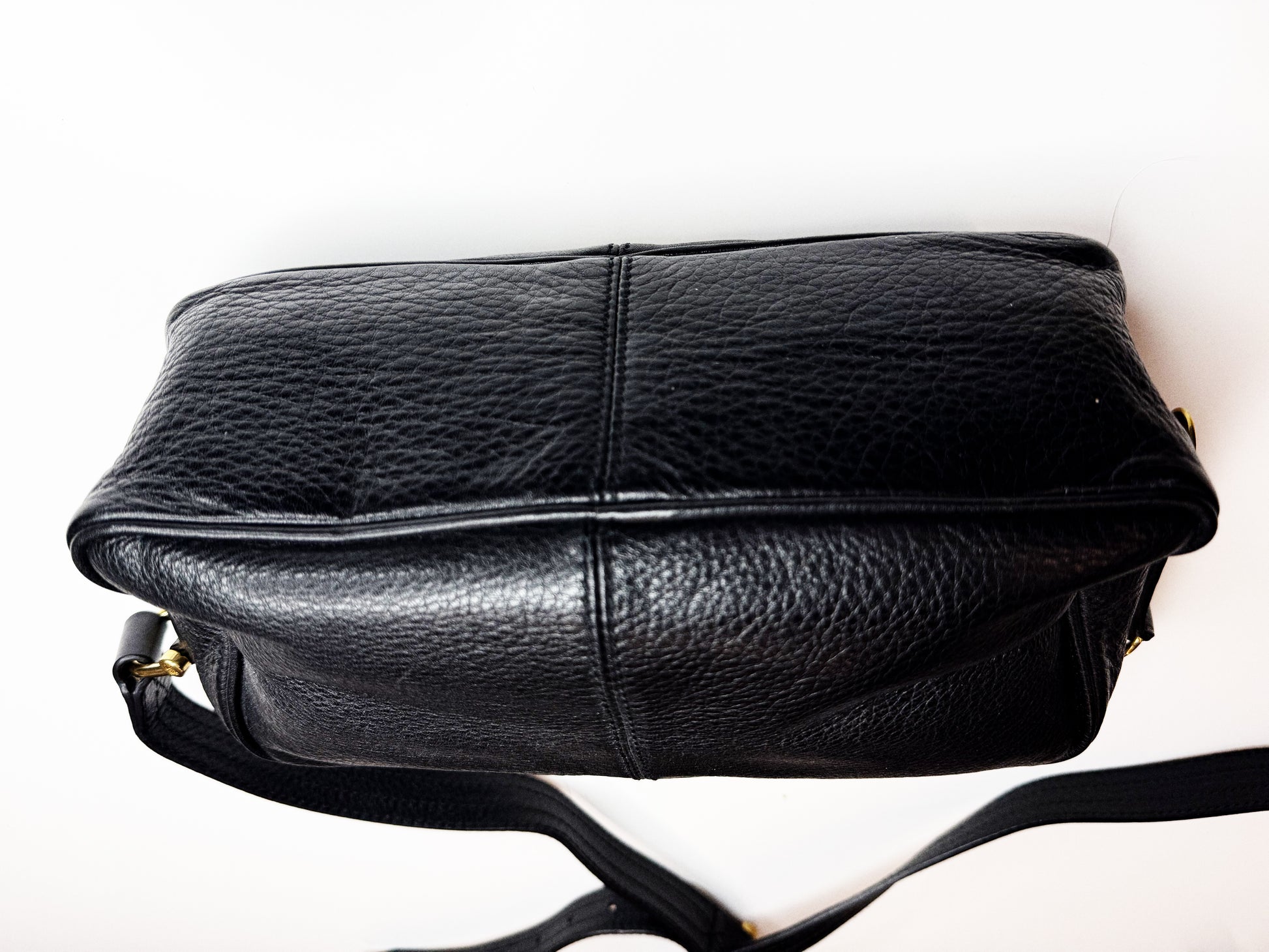 BURBERRY BLACK LEATHER BELT BAG