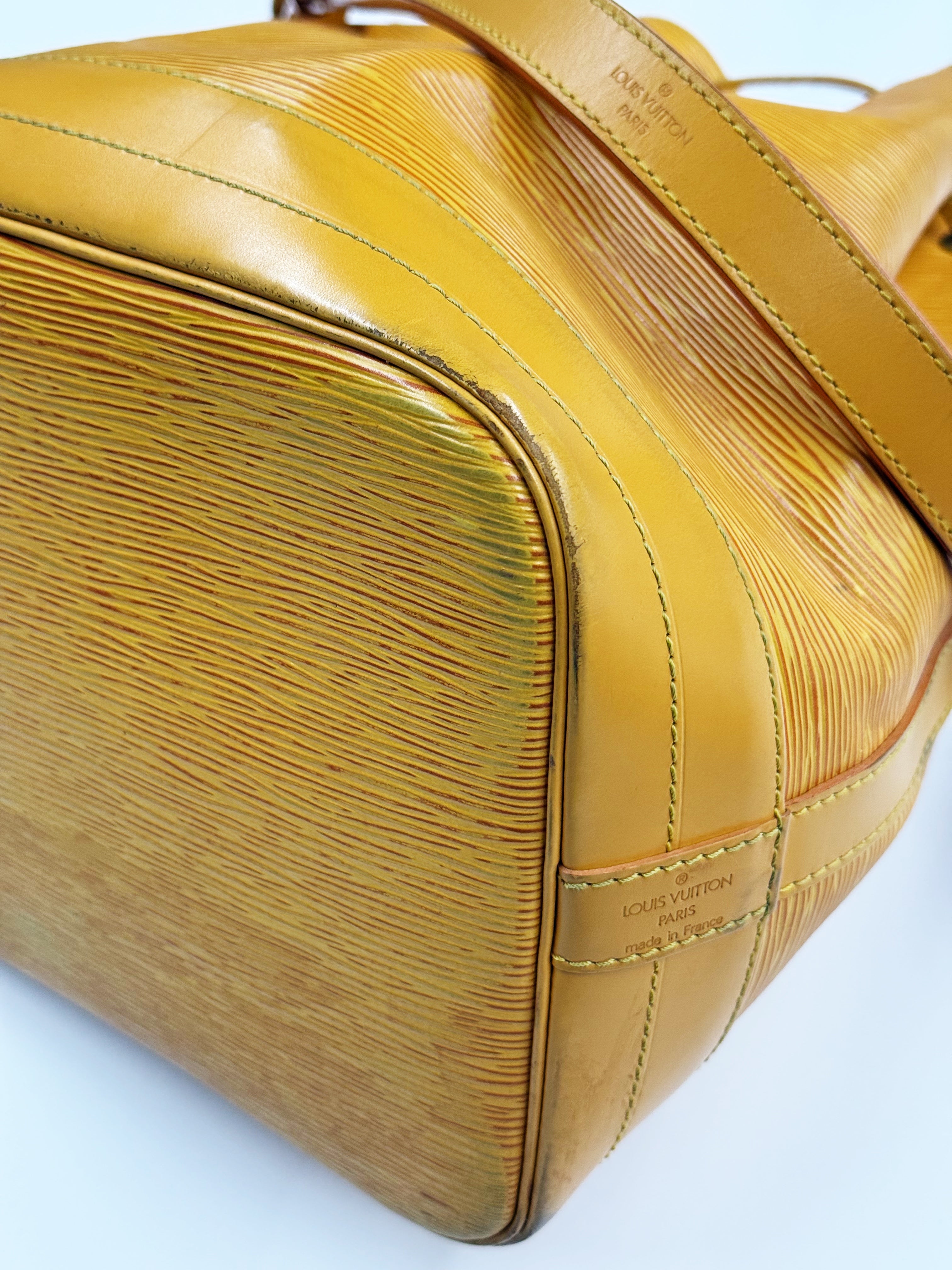 Louis Vuitton Noé Epi Leather Bucket Bag