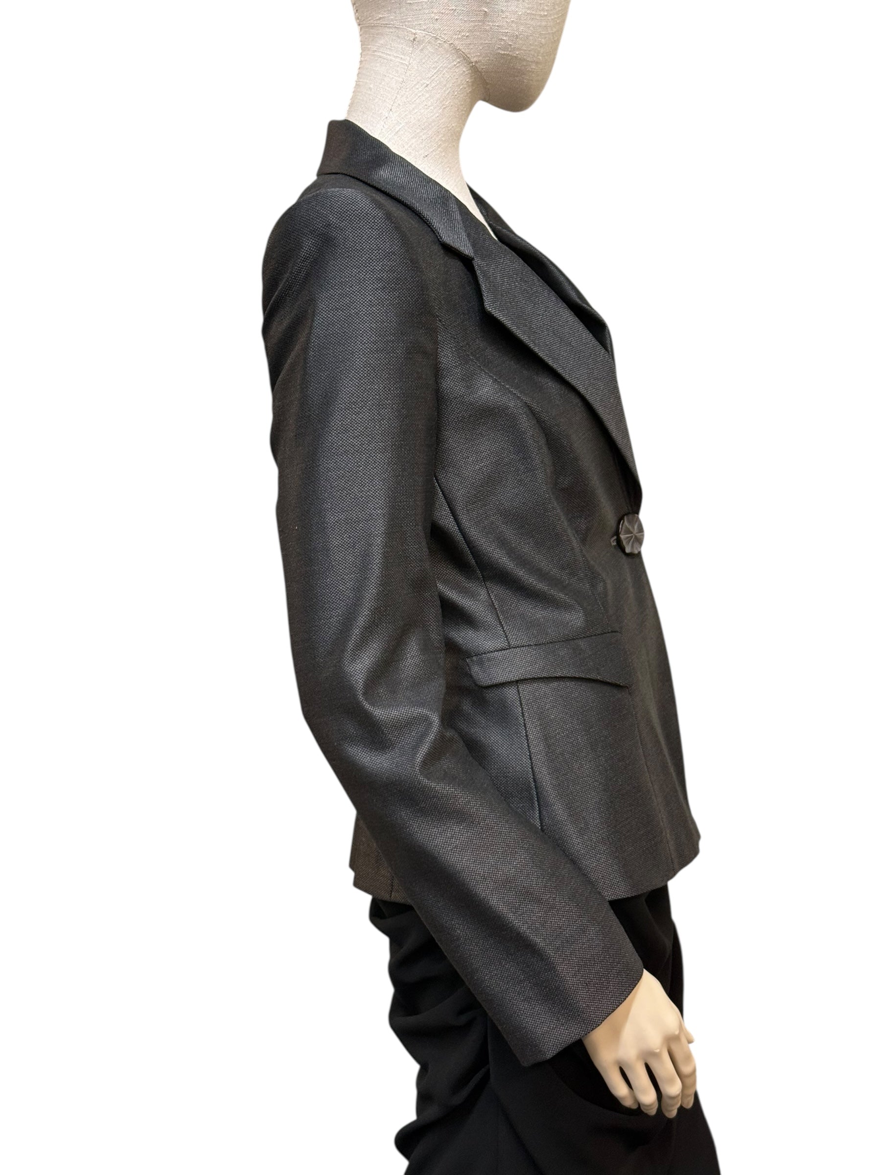Giorgio Armani Wool-Silk Structured Blazer - EU 40