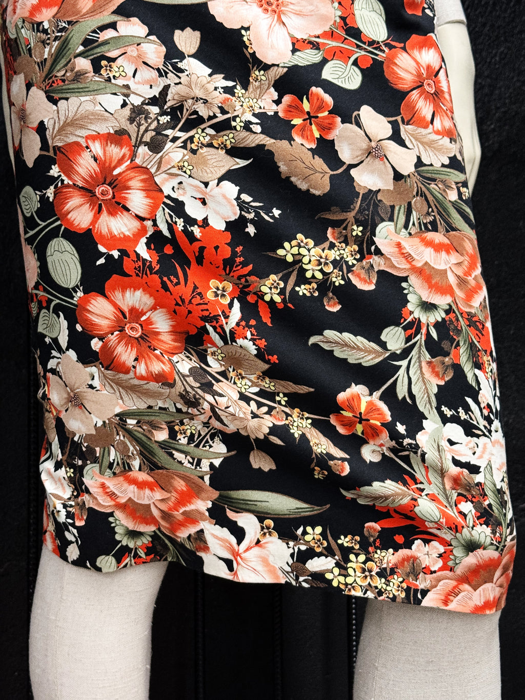 Piel de Toro Floral Pencil Skirt
