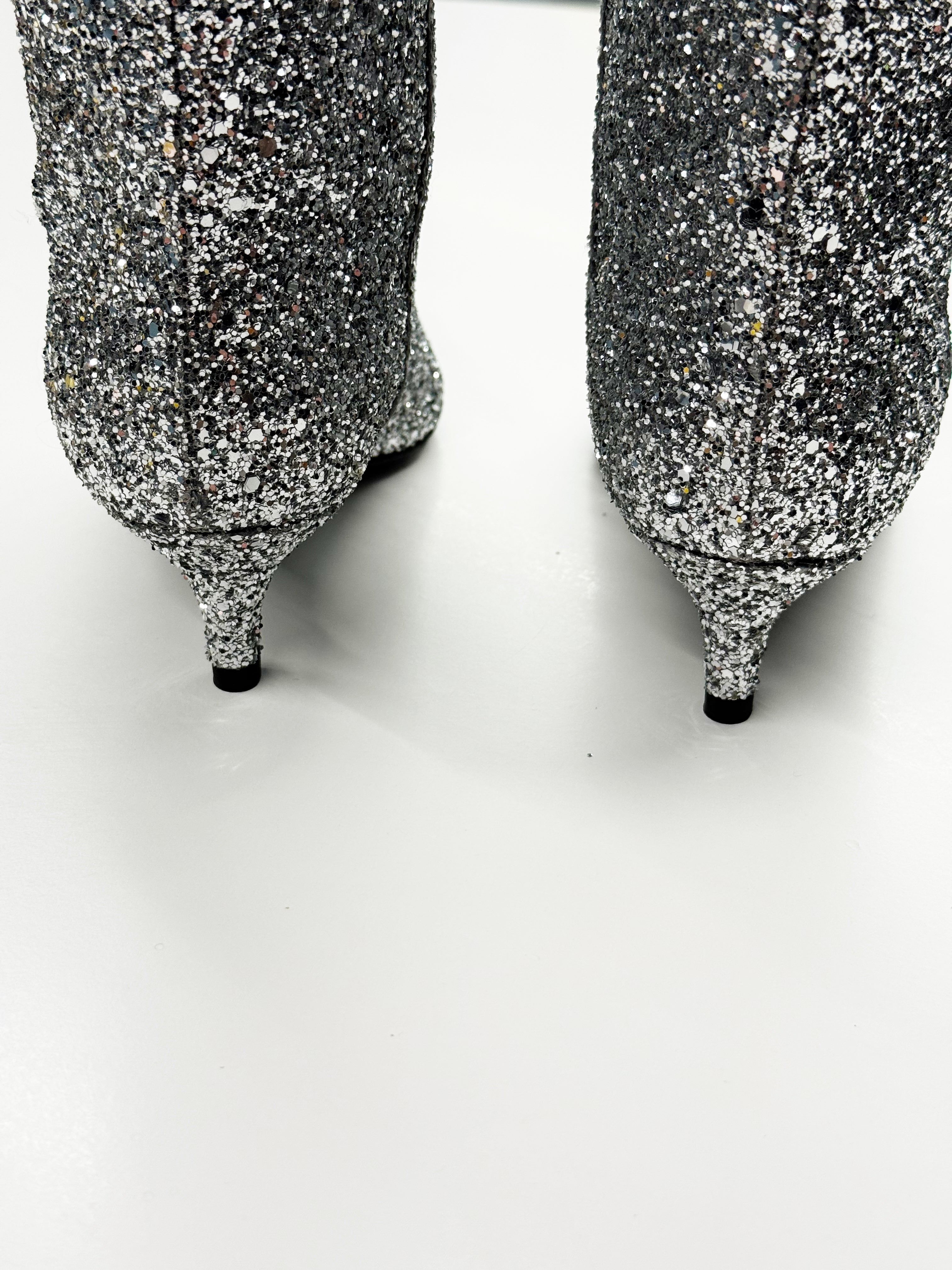 Teurn Silver Glitter Boots