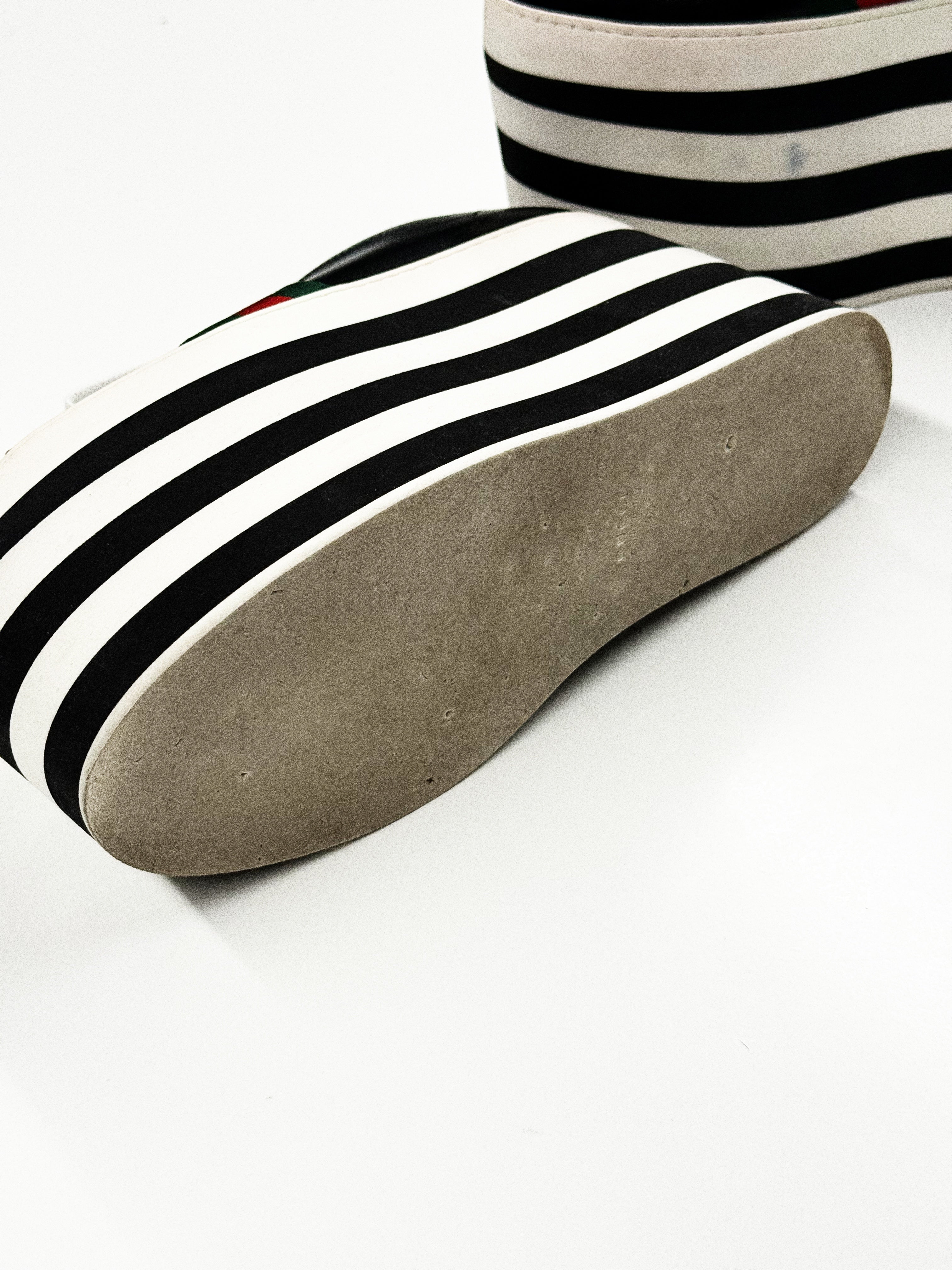 Gucci Peggy Leather Trainers