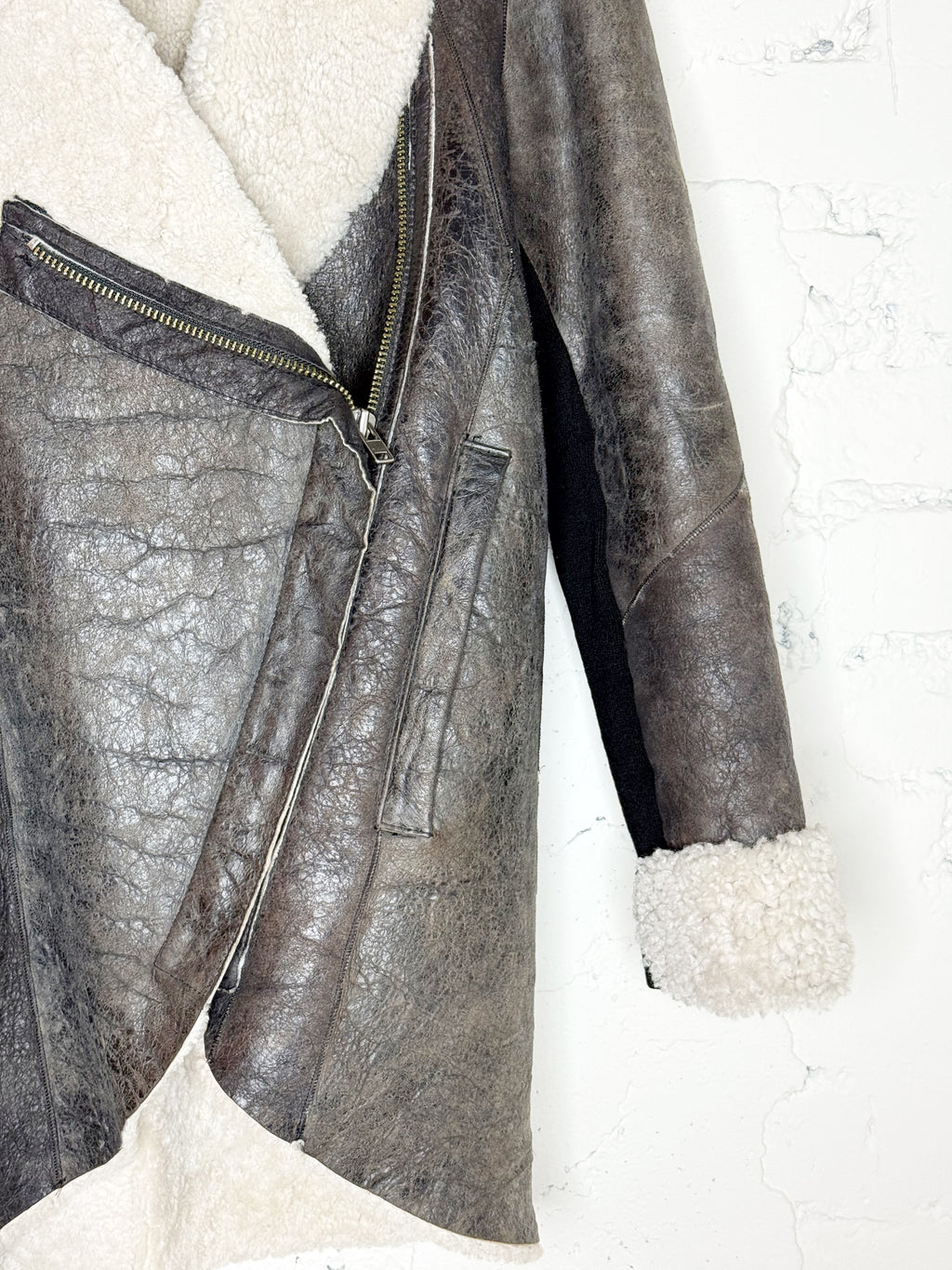 Helmut Lang Shearling Jacket - EU 36