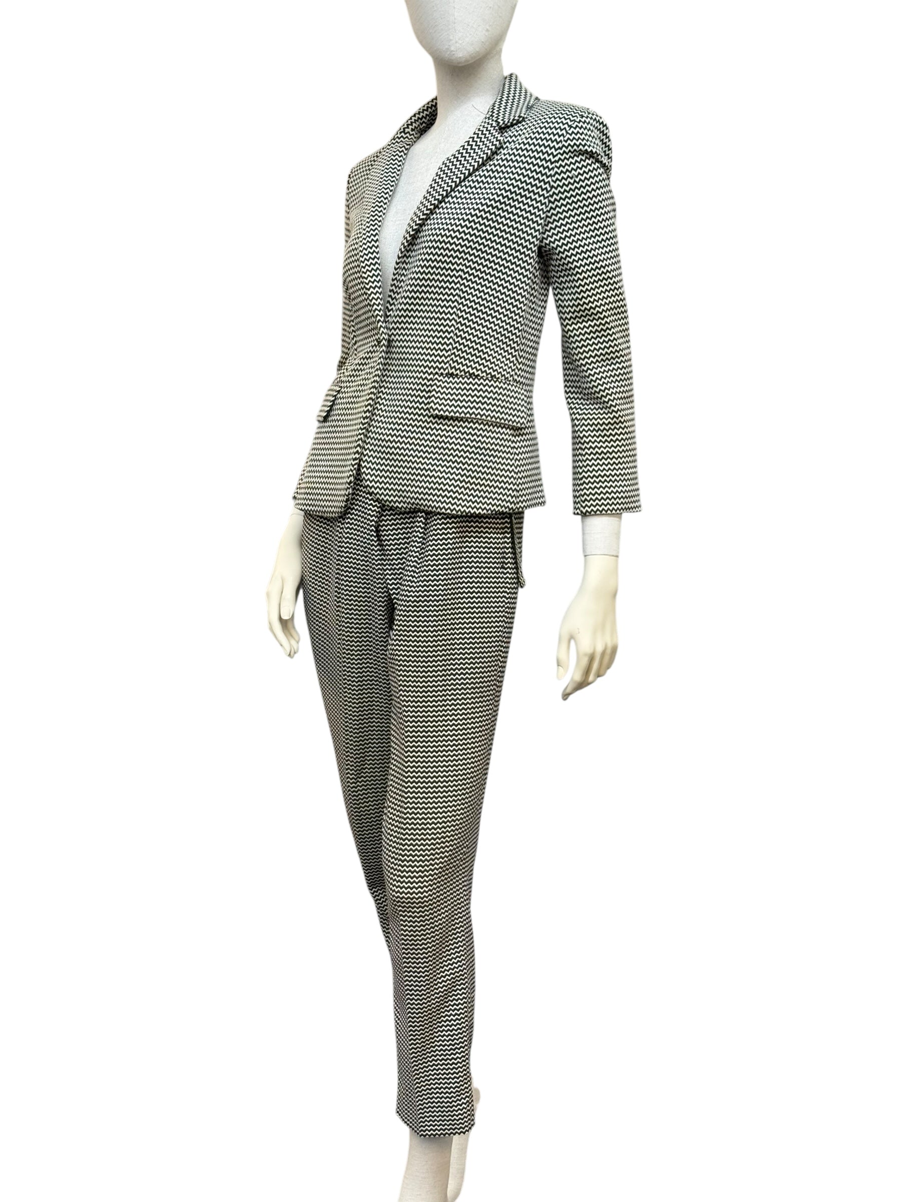 Max Mara Weekend Graphic Patterned Suit with Belt - EU 40