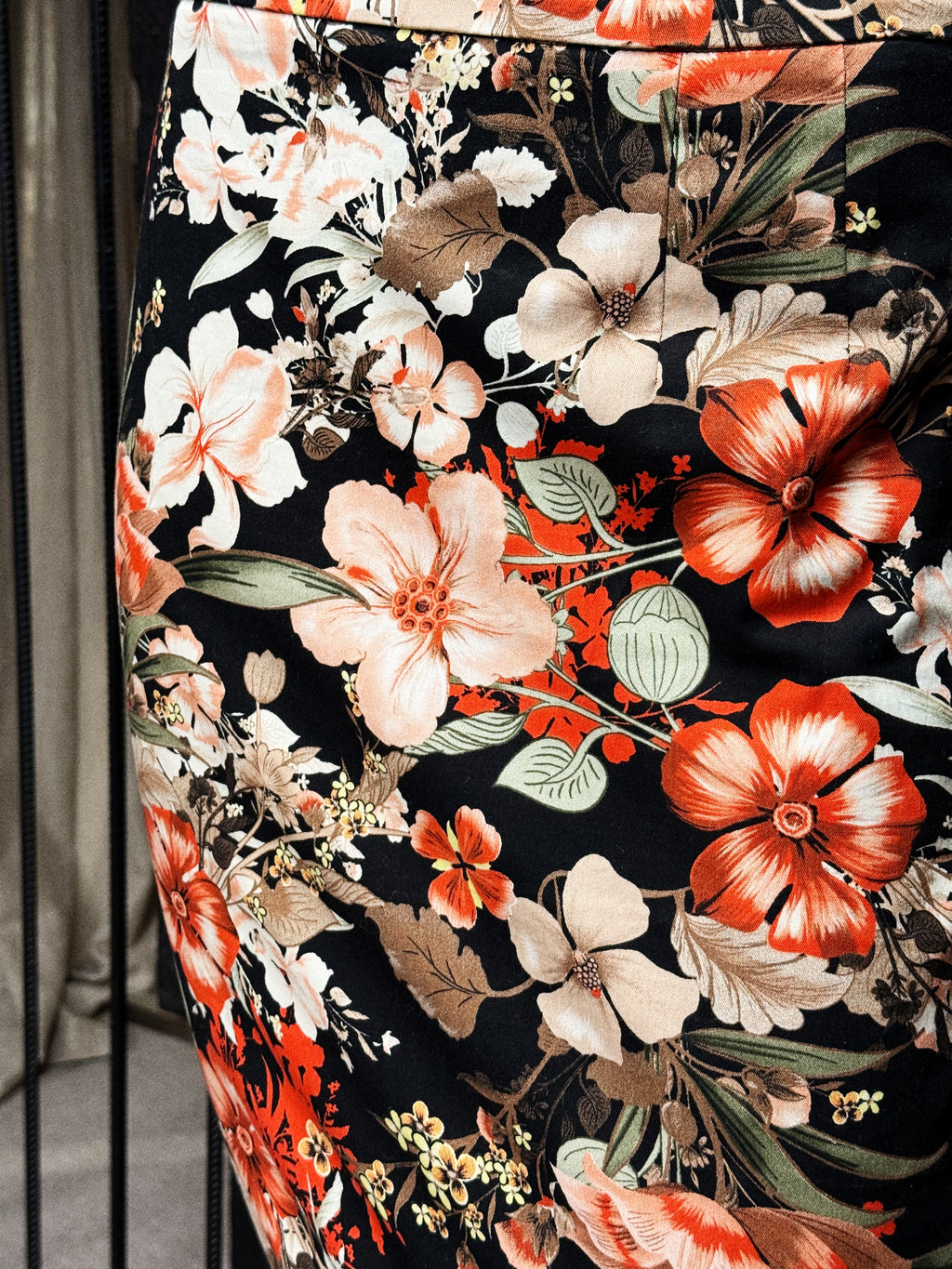 Piel de Toro Floral Pencil Skirt