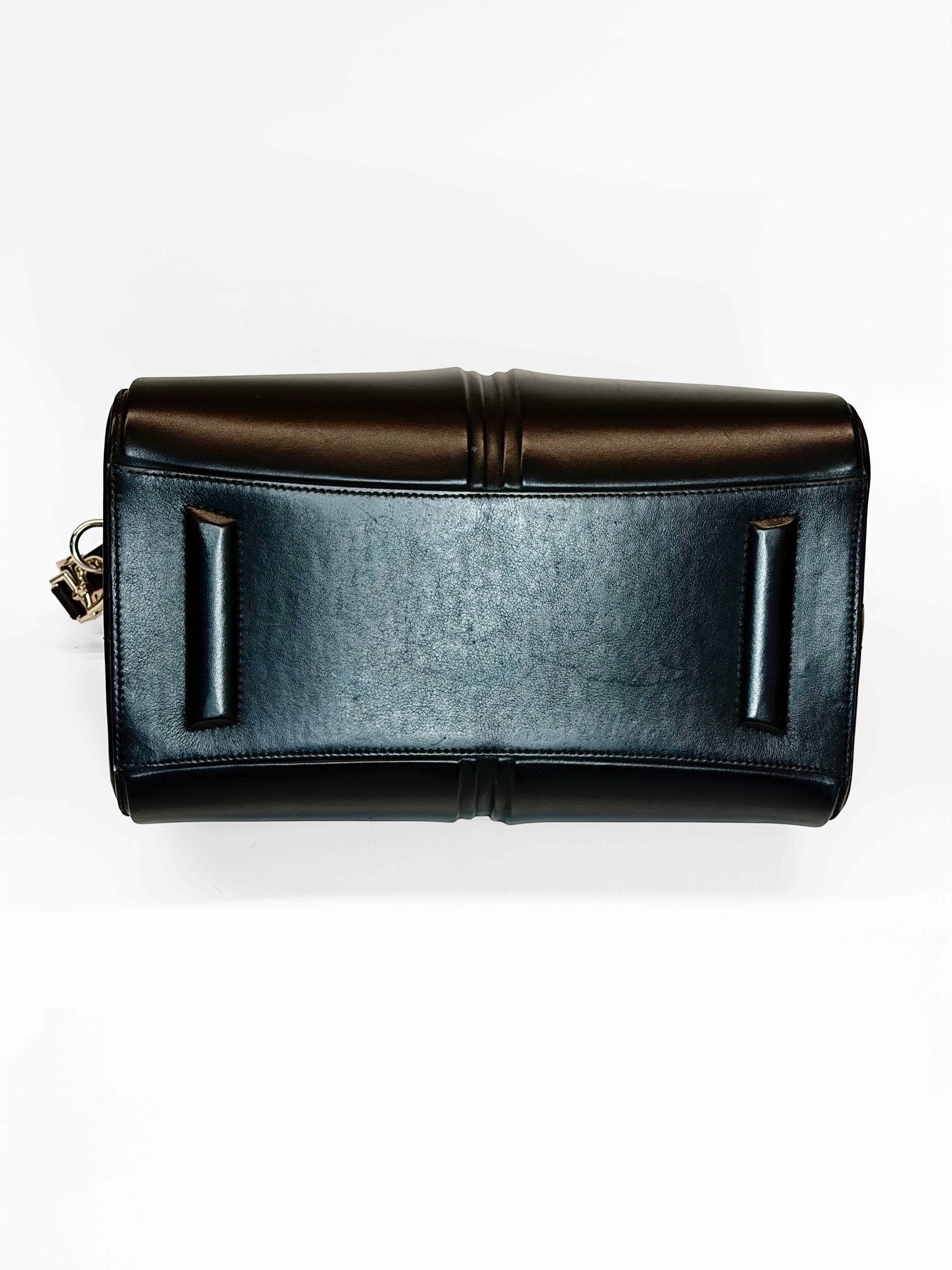 GIVENCHY Antigona Medium Black Smooth Leather Top Handle Bag
