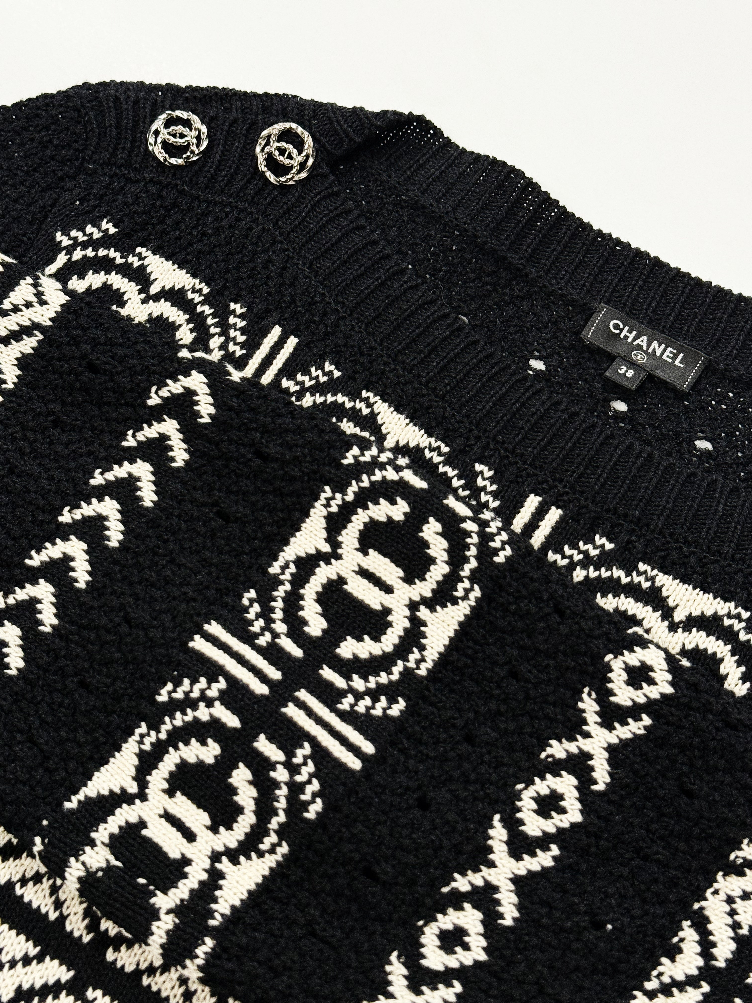 Chanel Logo Knit Sweater – Spring/Summer 2020 Collection