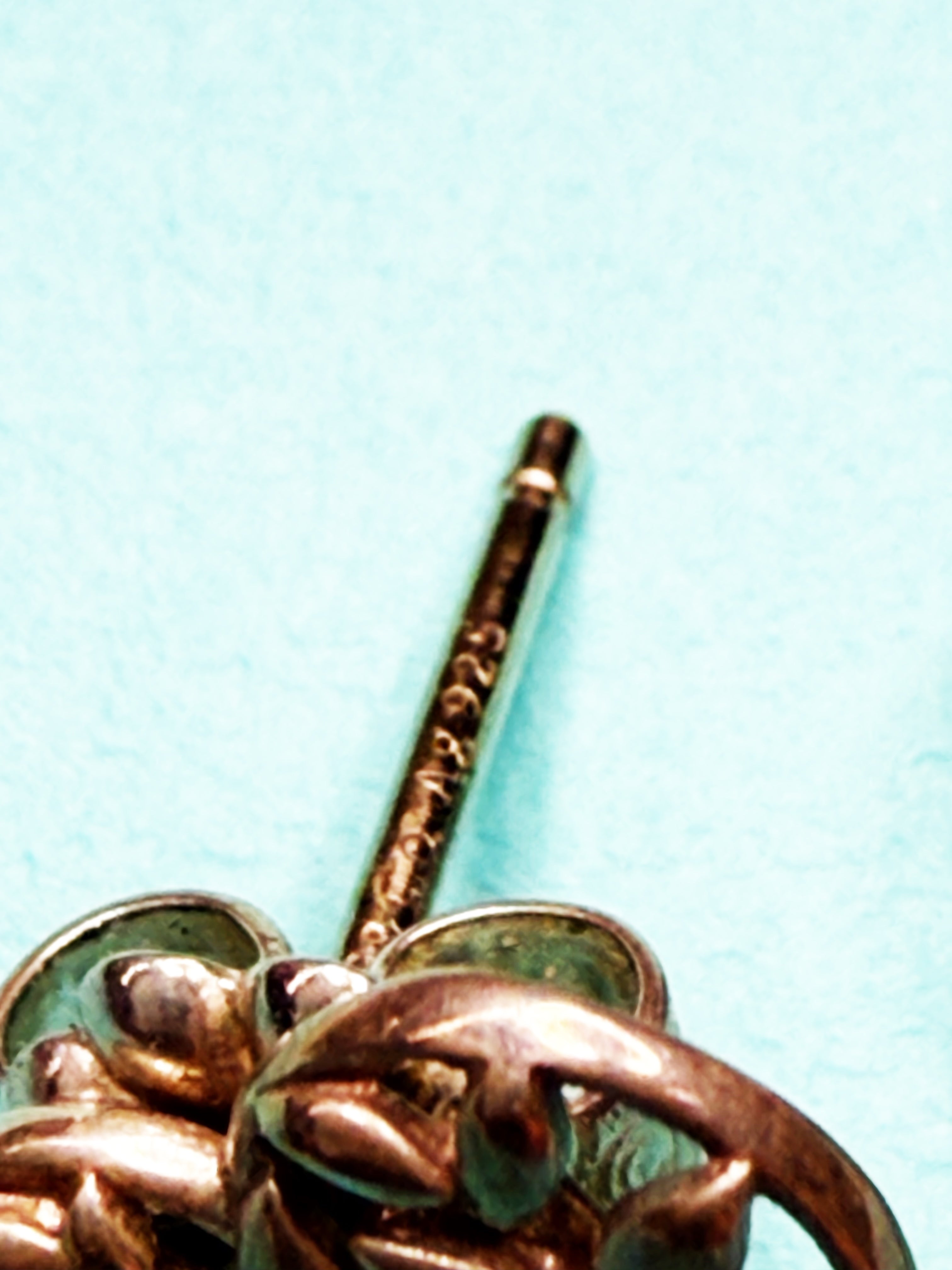 TIFFANY & CO.
Vintage Silver Heart Earrings