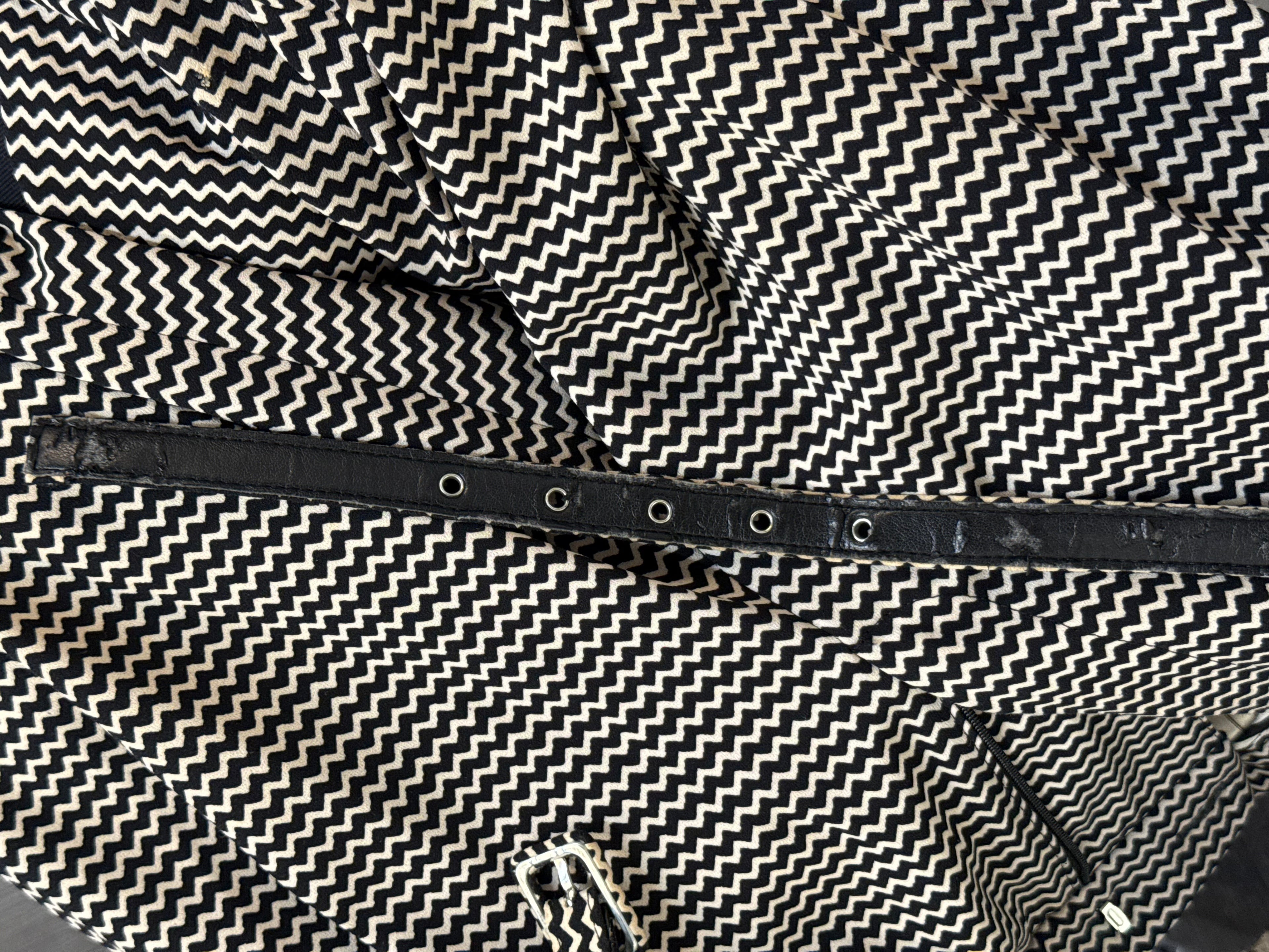 Max Mara Weekend Graphic Patterned Suit with Belt - EU 40