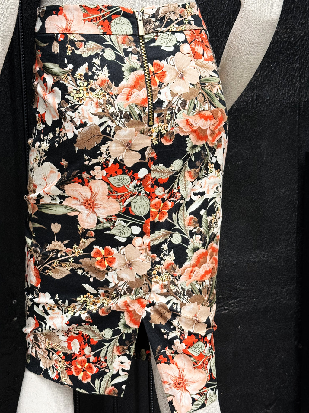 Piel de Toro Floral Pencil Skirt