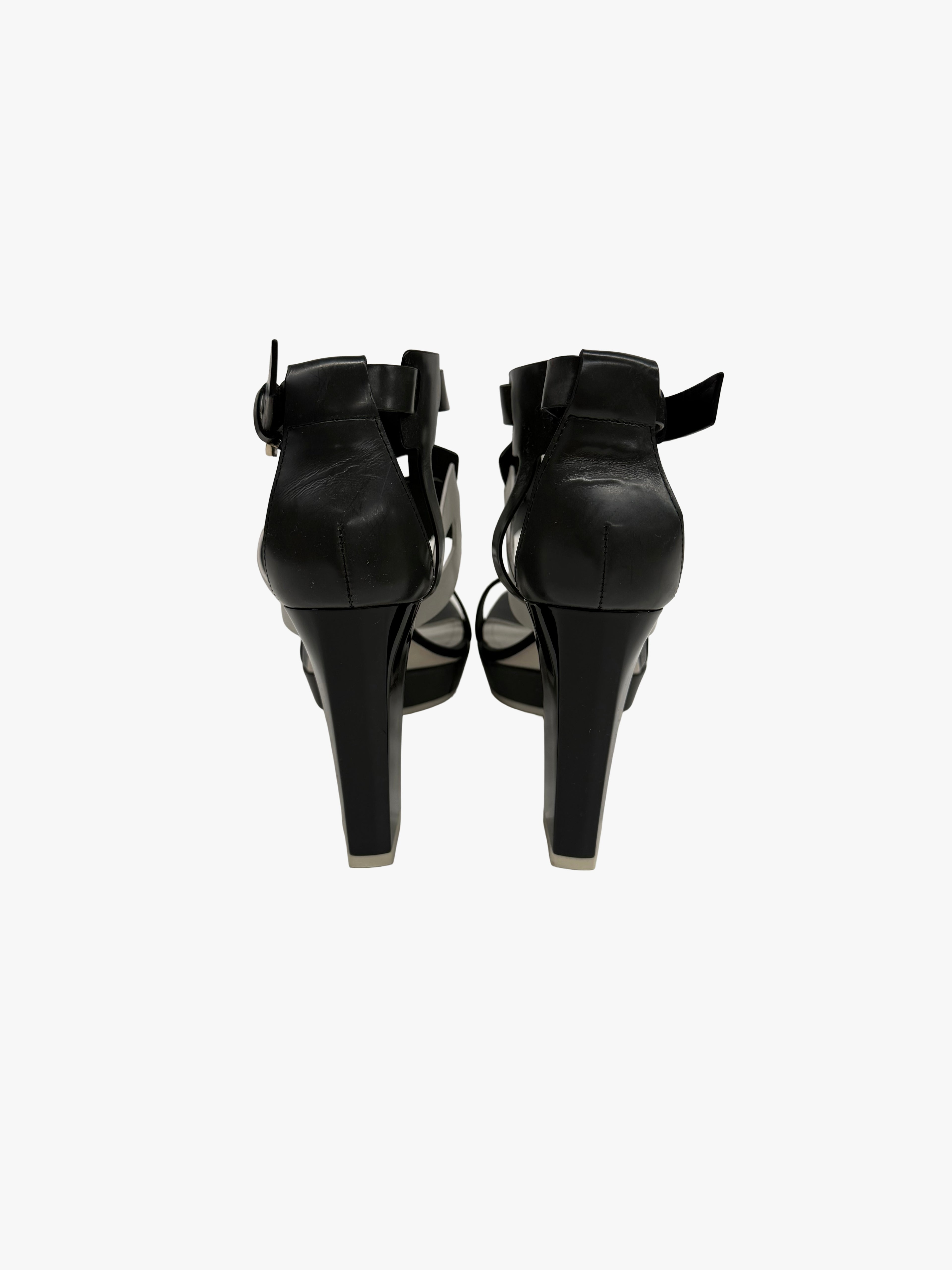 Tod’s Two-Tone Leather heels