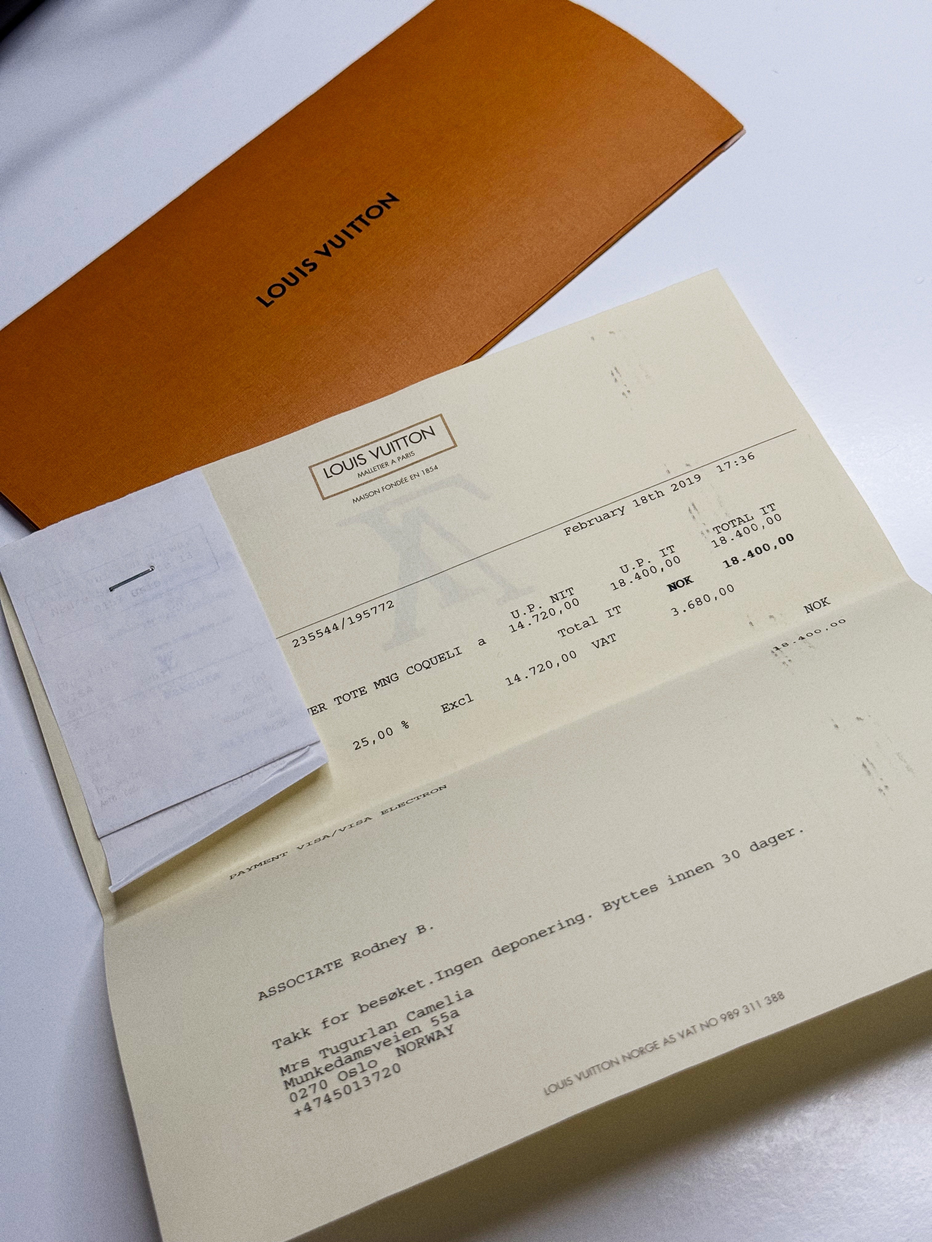 LOUIS VUITTON 
Monogram Flower Tote Black