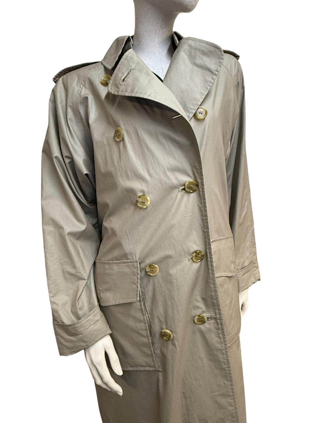 Burberry’s Vintage Trench Coat - M