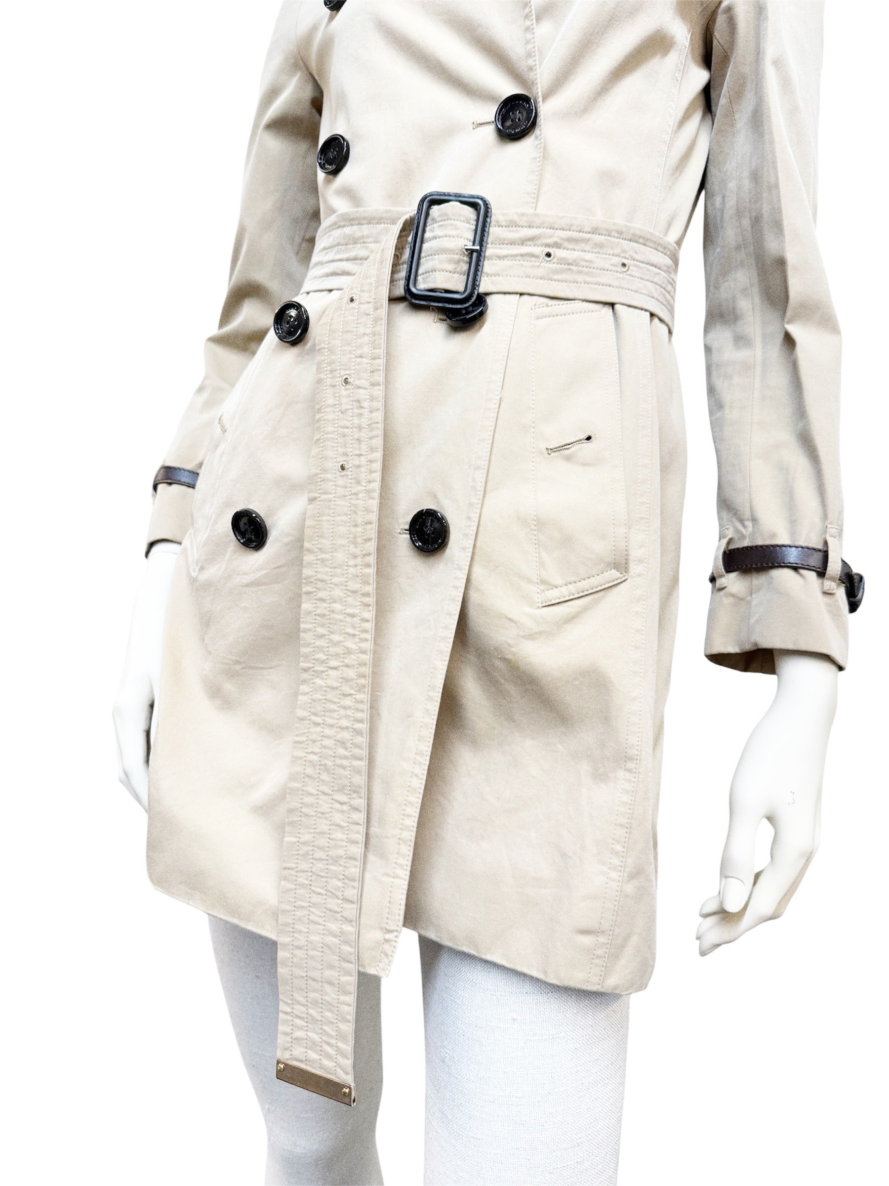 BURBERRY LONDON SHORT TRENCH COAT