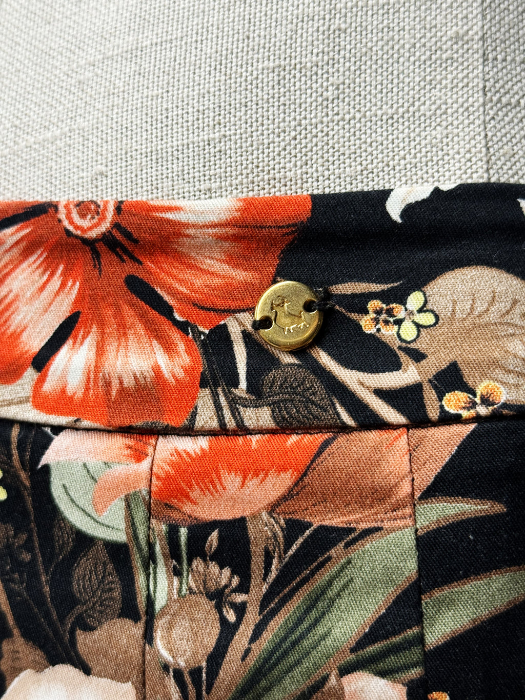 Piel de Toro Floral Pencil Skirt