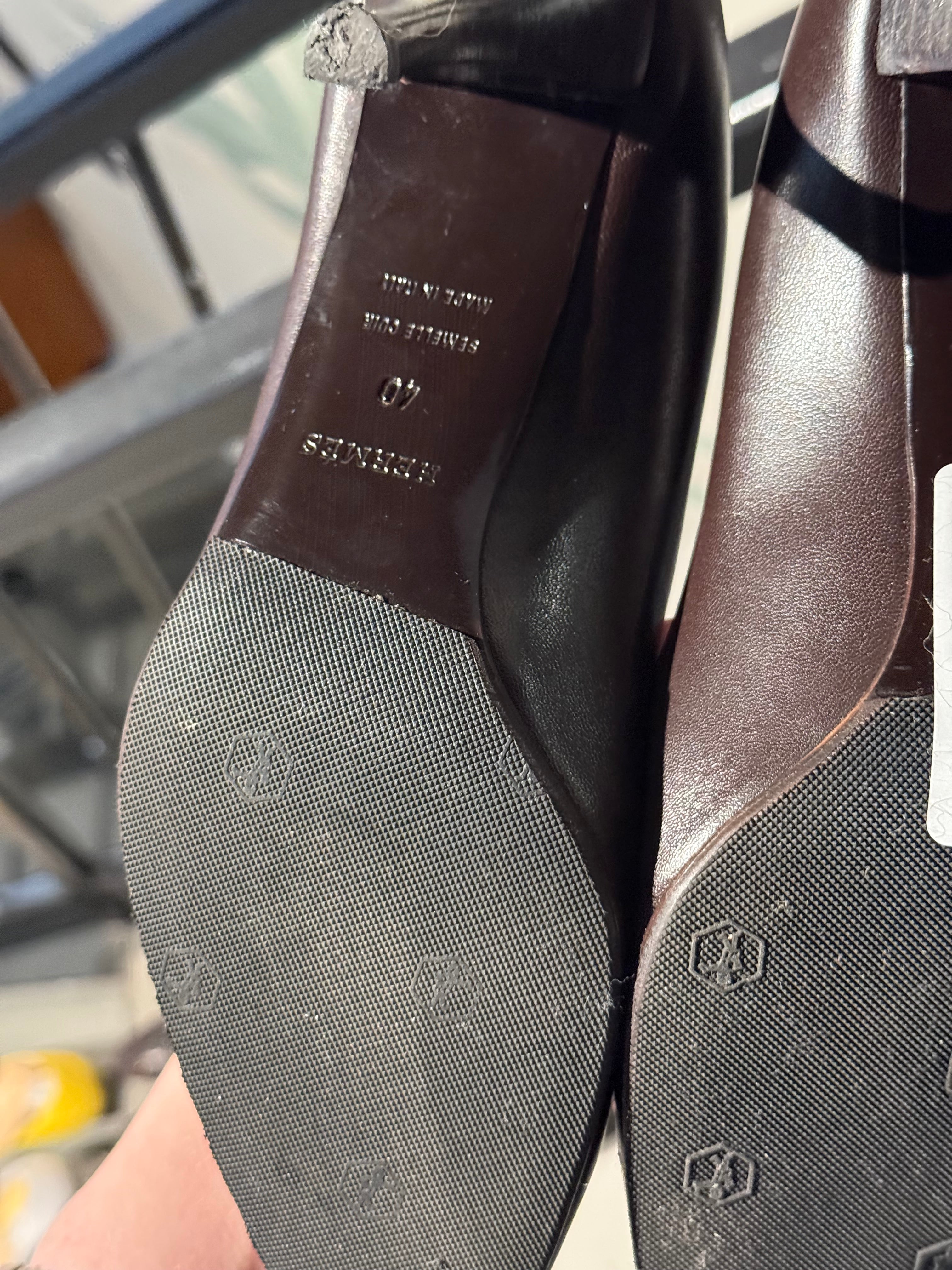 Hermès Brown Leather Pumps