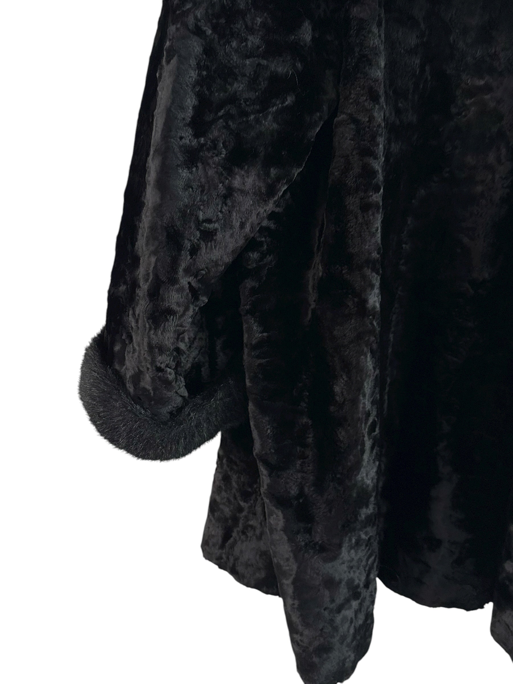 Garavellis by Bizgi Vintage Fur Coat