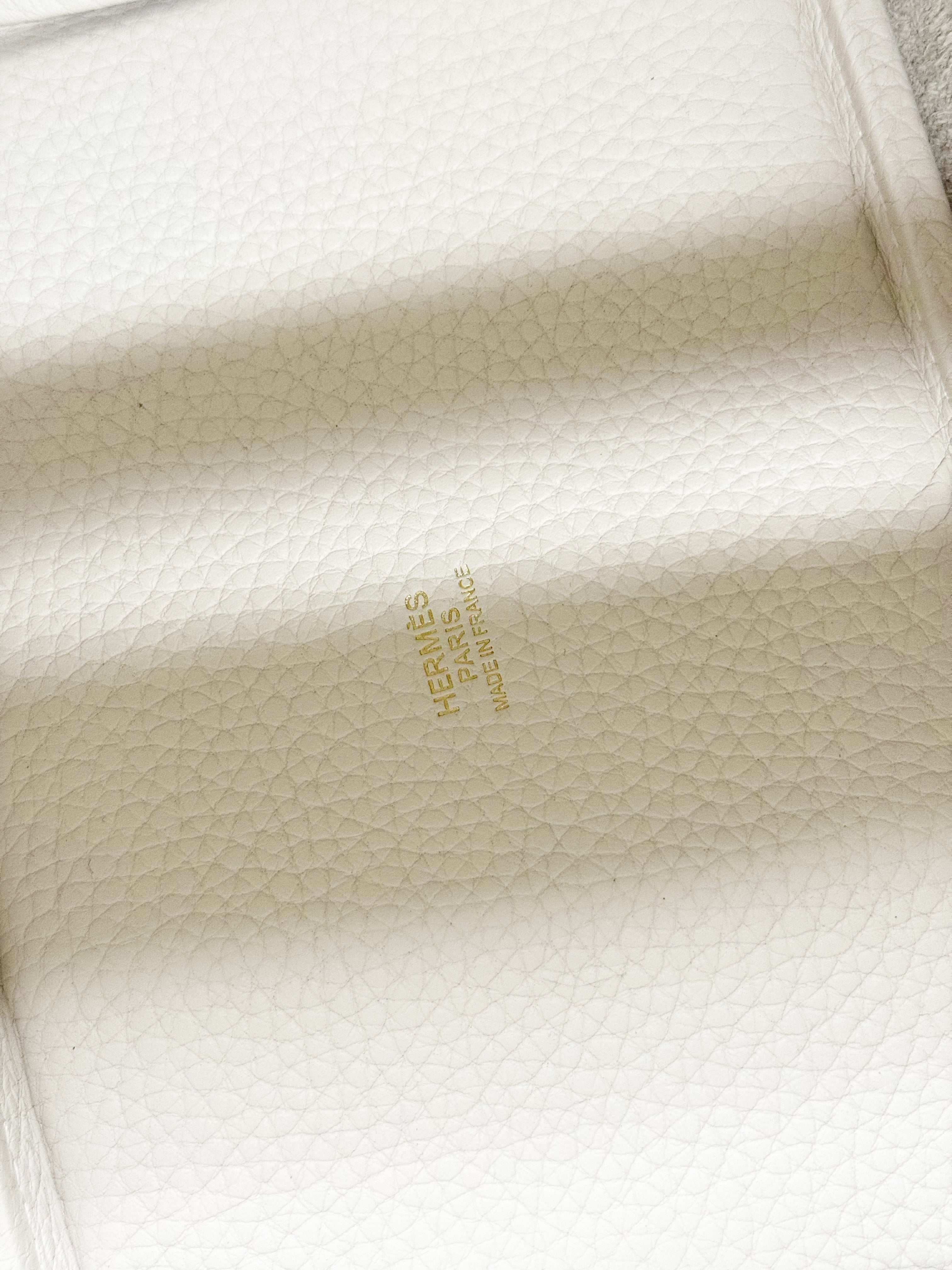 Hermès Picotin Lock PM Bag in White Clemence Leather (Full Set, New Condition)