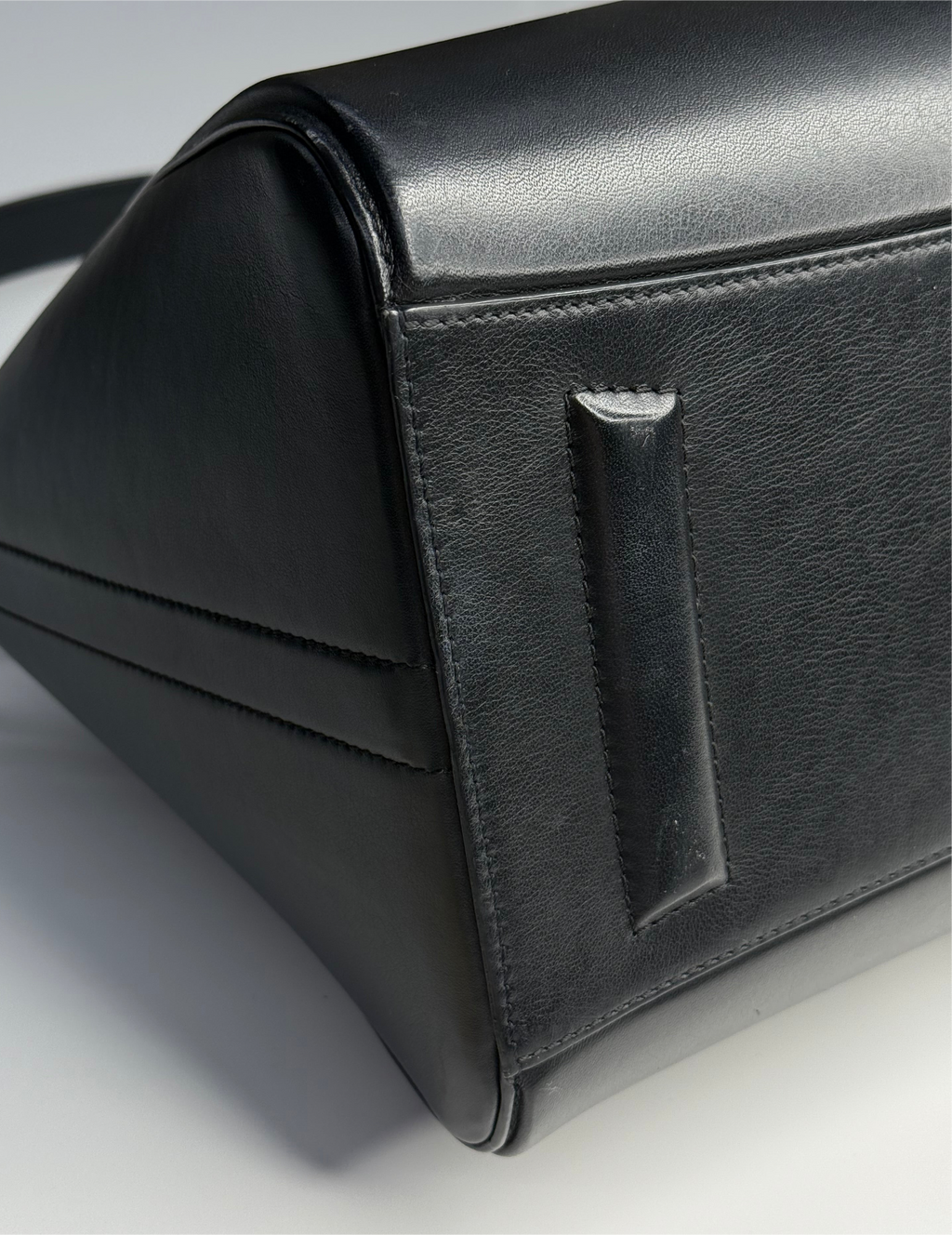 Givenchy Antigona Medium Bag – Black