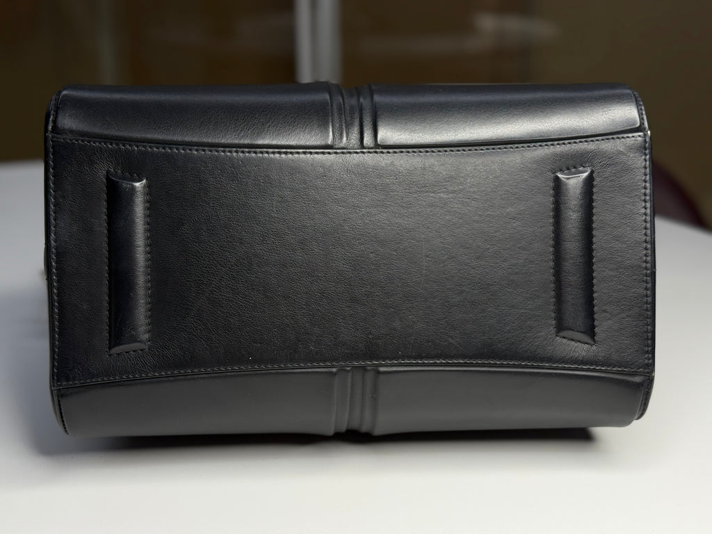 Givenchy Antigona Medium Bag – Black