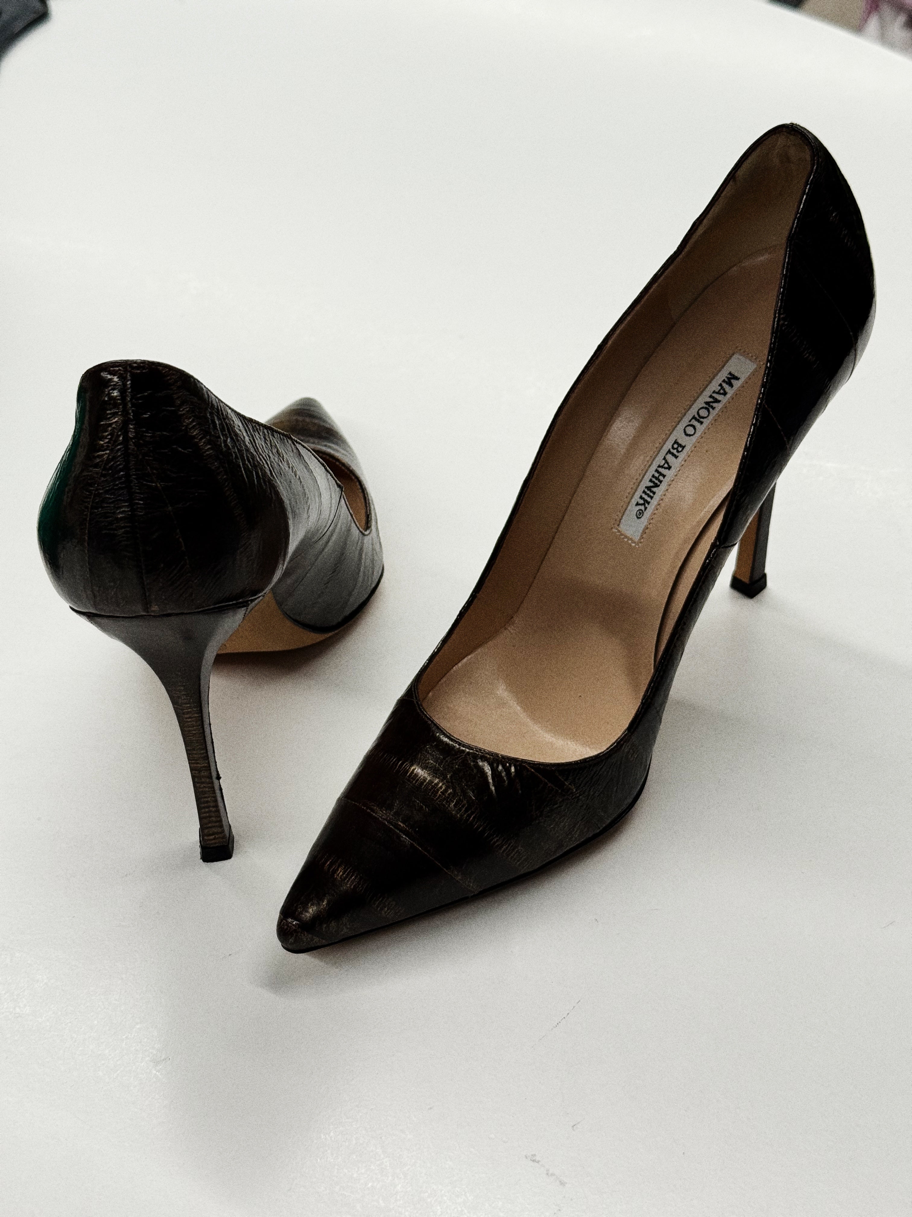 Manolo Blahnik Black Textured Leather Pumps