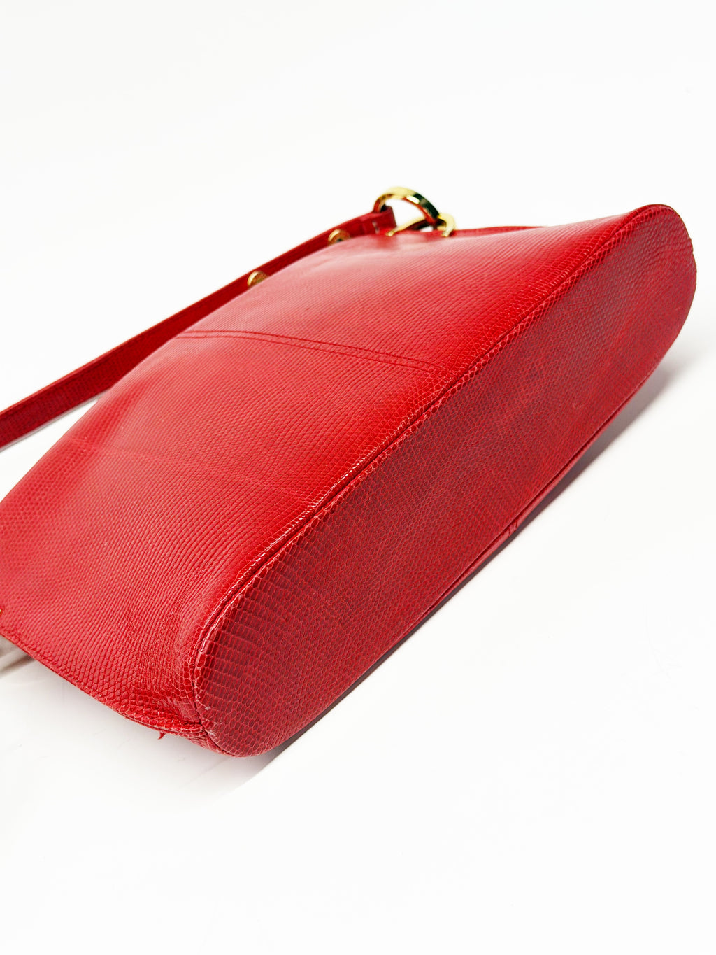 VALENTINO GARAVANI RED LIZARD EMBOSSED SHOULDER BAG GOLD V LOGO