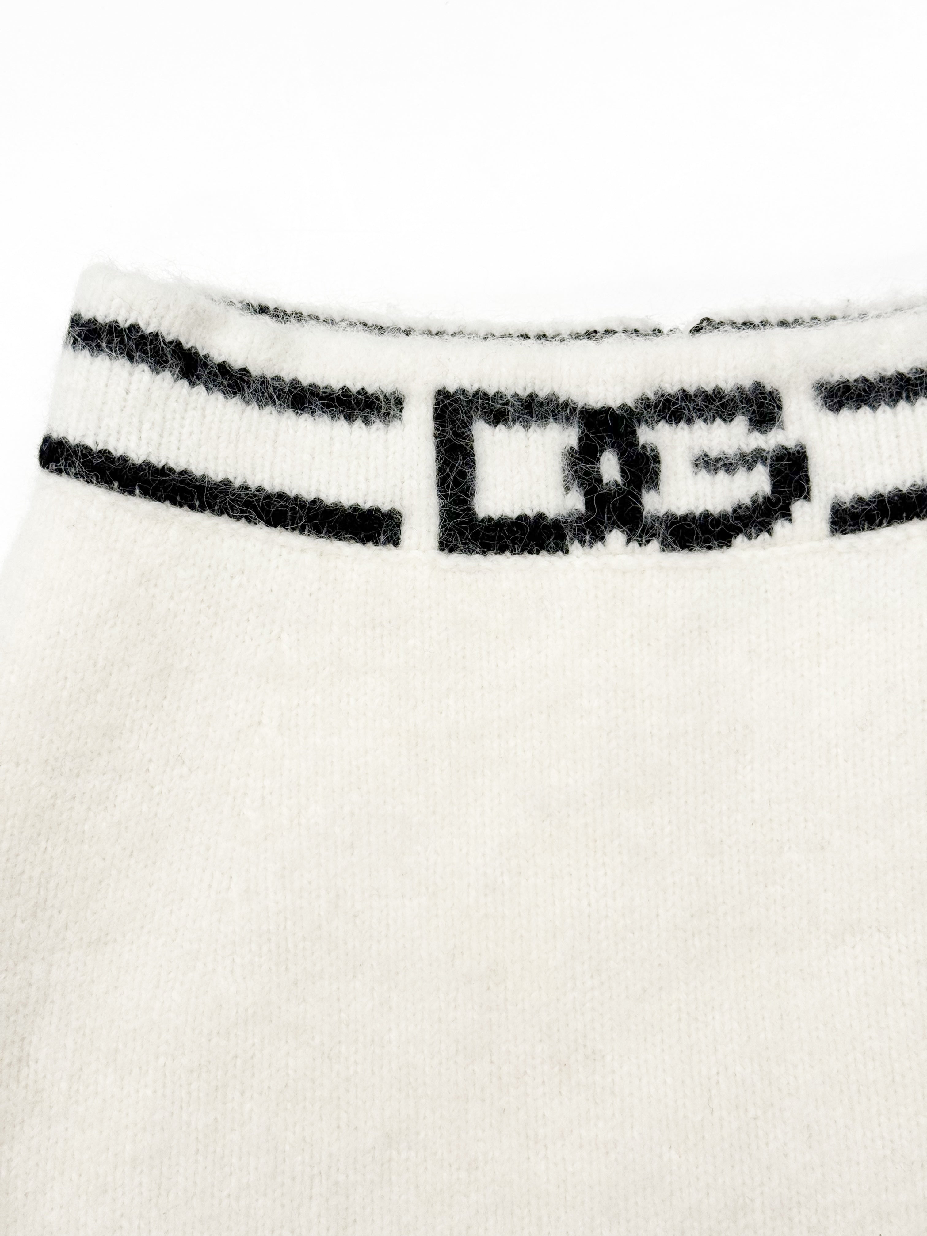 Dolce & Gabbana Wool-Blend Mini Skir - EU 36