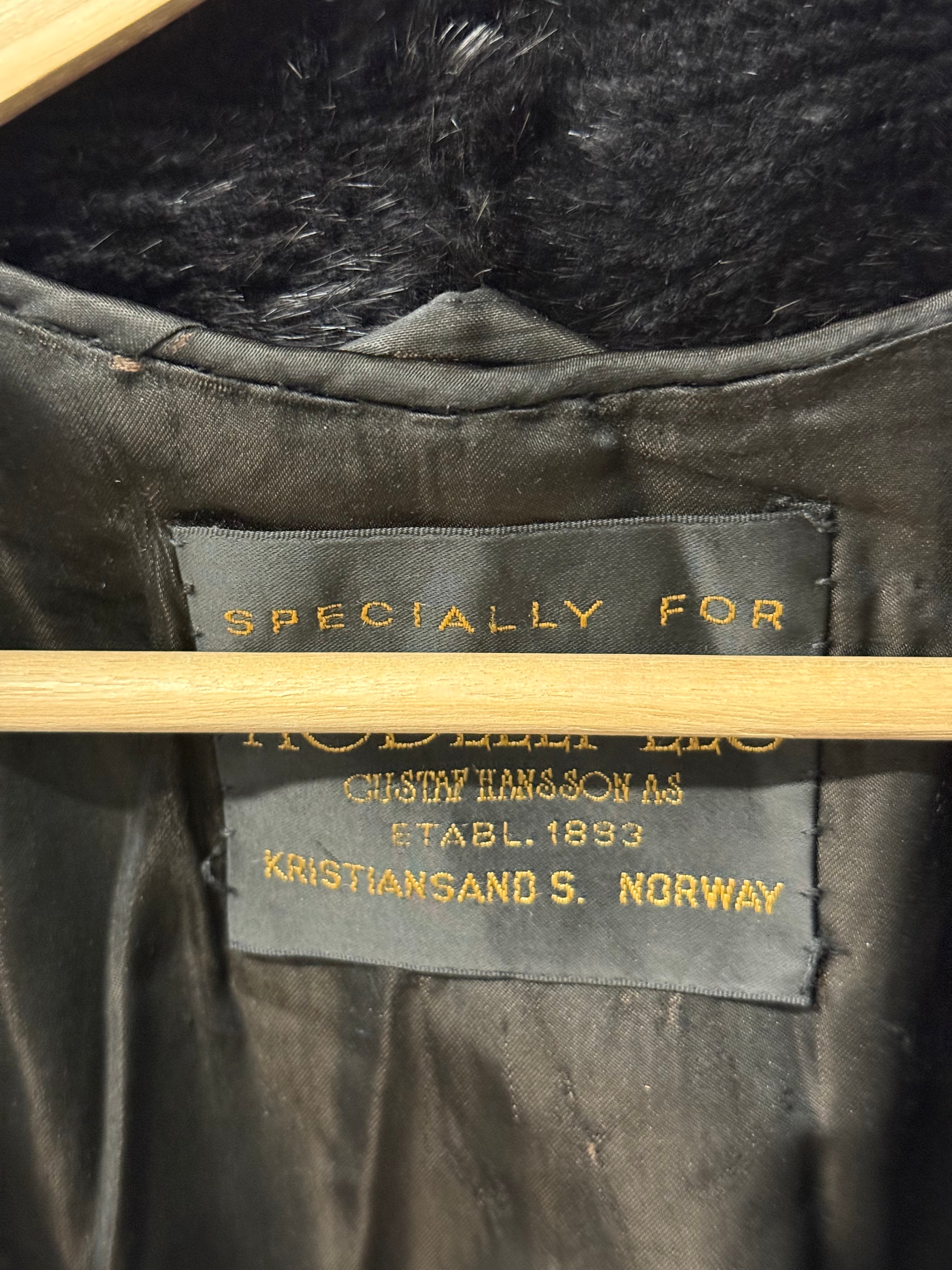 MODELPELS VINTAGE FULL-LENGTH COAT – NORWAY