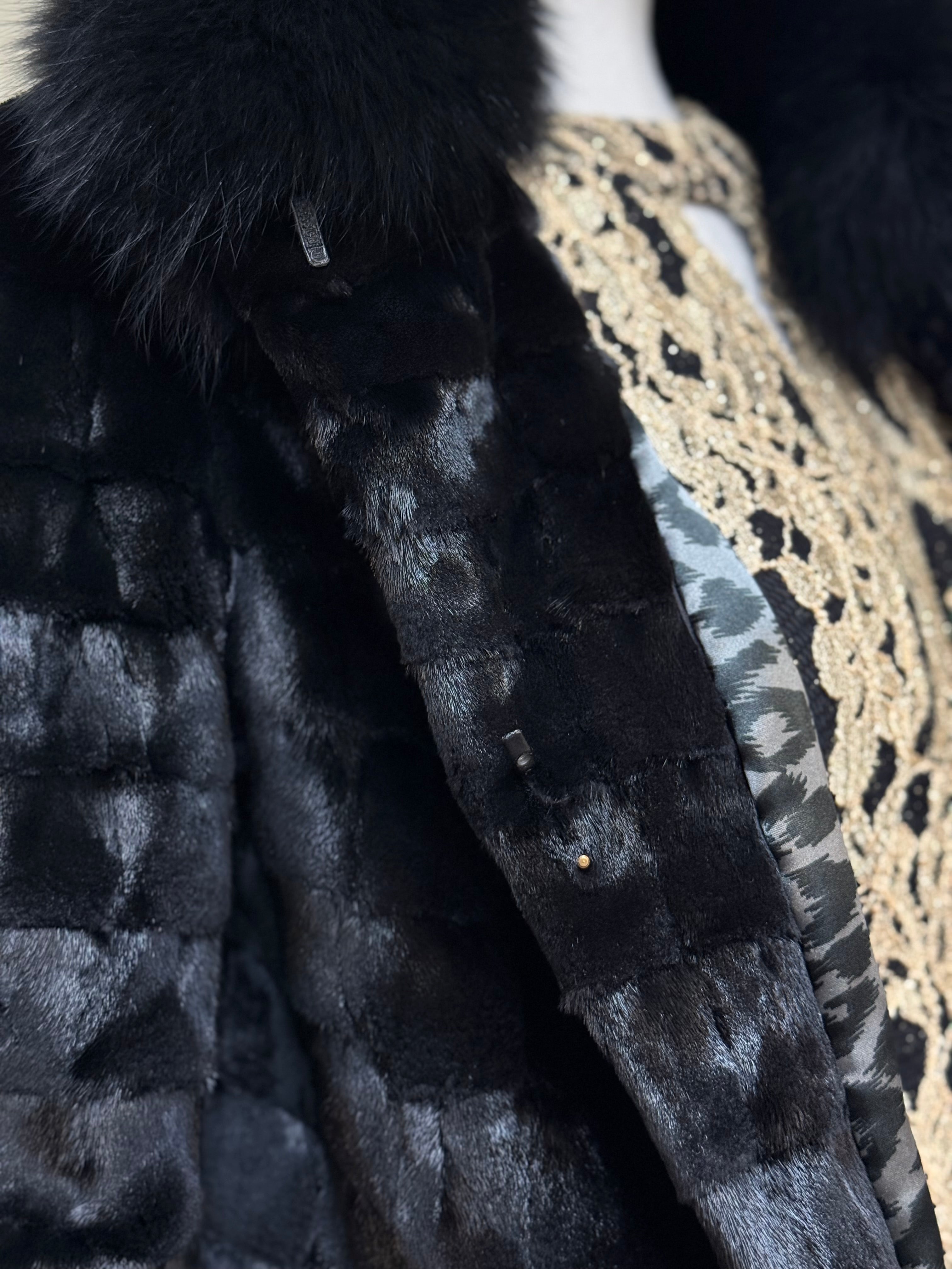 Møller Black Fur Jacket - S