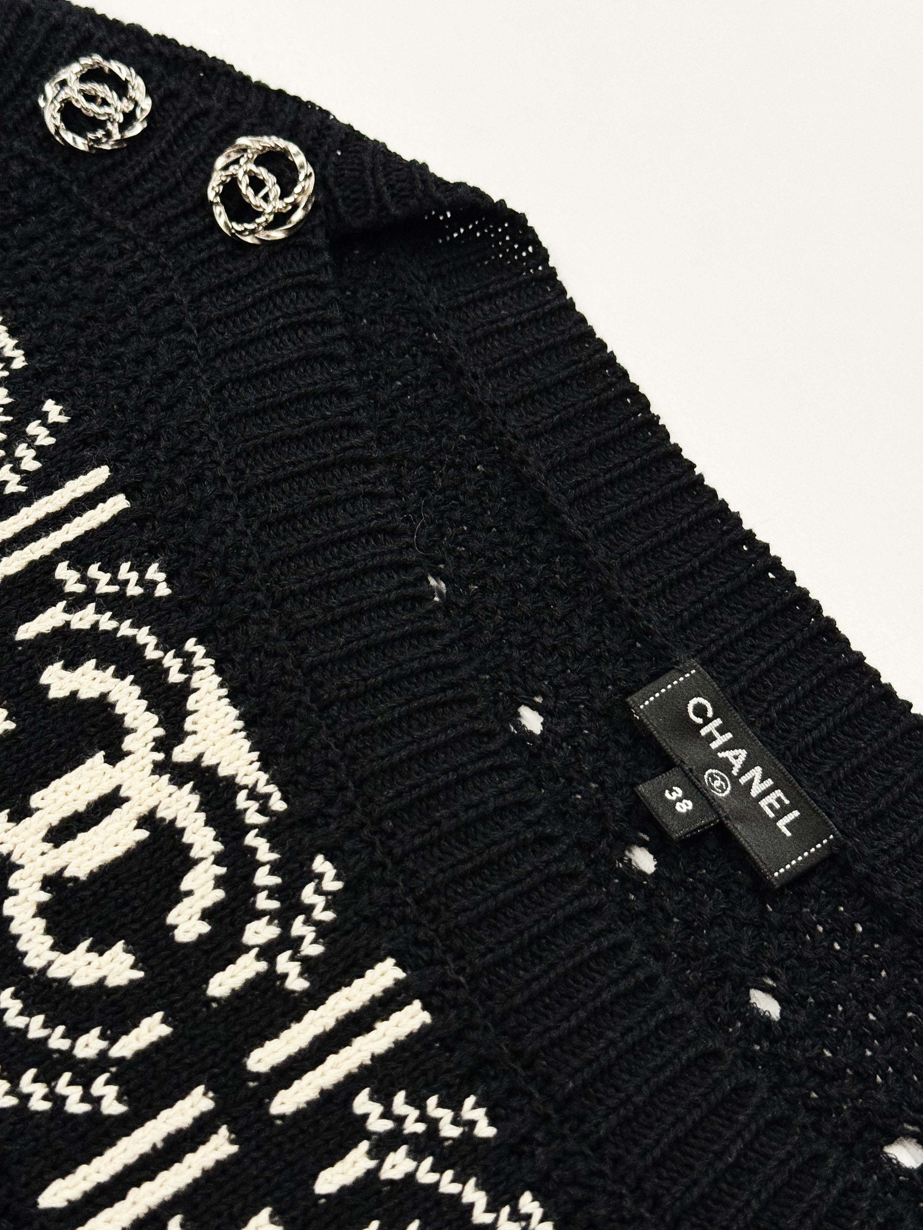Chanel Logo Knit Sweater – Spring/Summer 2020 Collection
