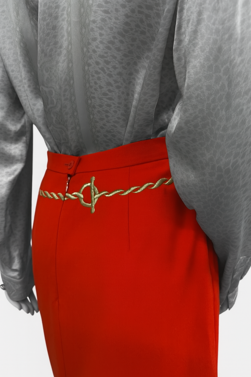 Vintage Escada Red Wool Embroidered Skirt – EU 42