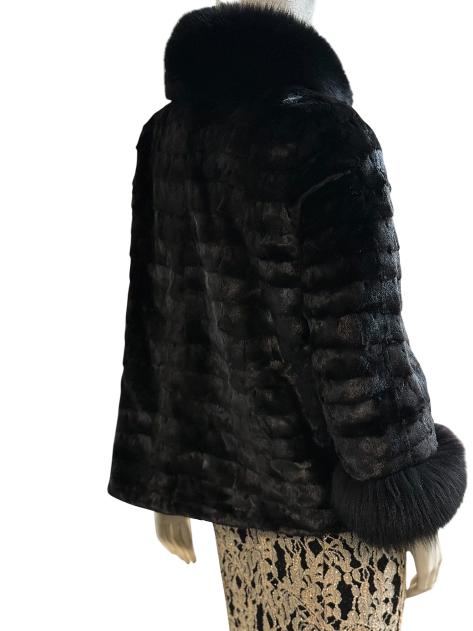 Møller Black Fur Jacket - S