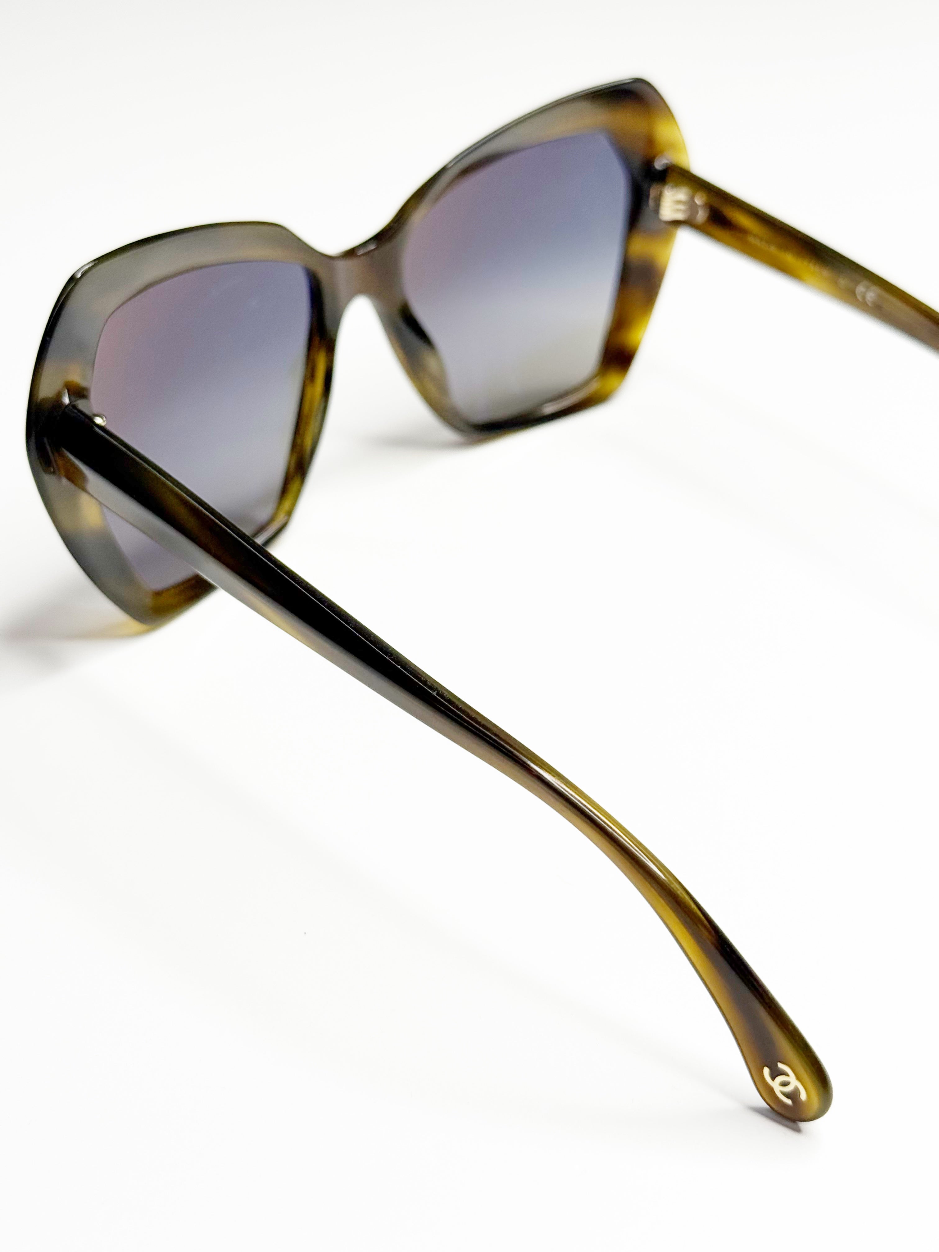 CHANEL 5364 C.1579/71 Oversized Tortoiseshell Sunglasses