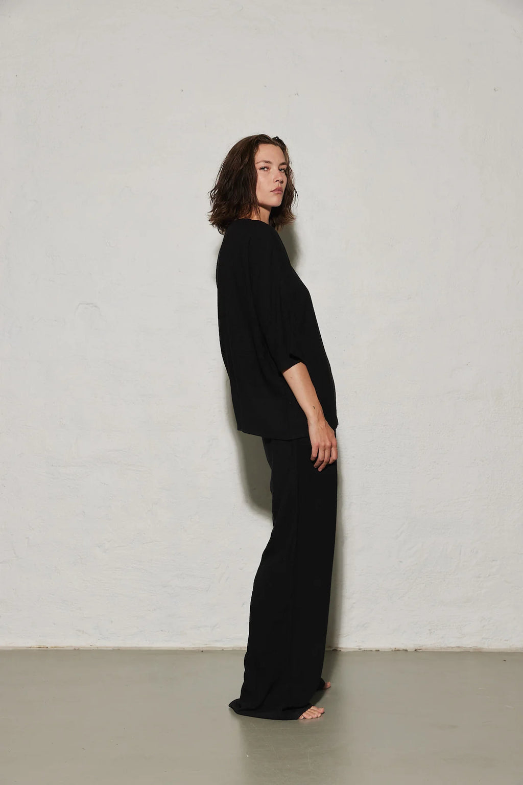 Envelope1976 Es Sortell Bat Sleeve T-Shirt