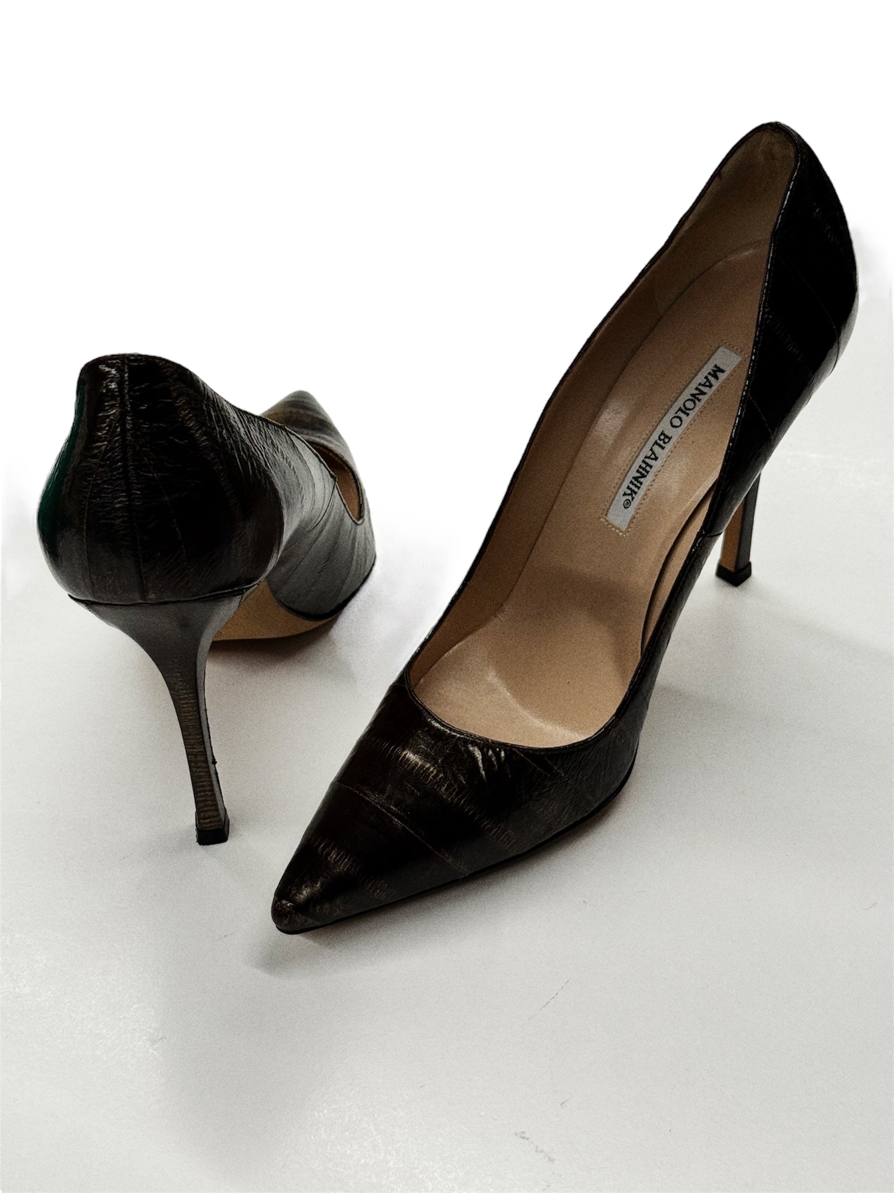 Manolo Blahnik Black Textured Leather Pumps