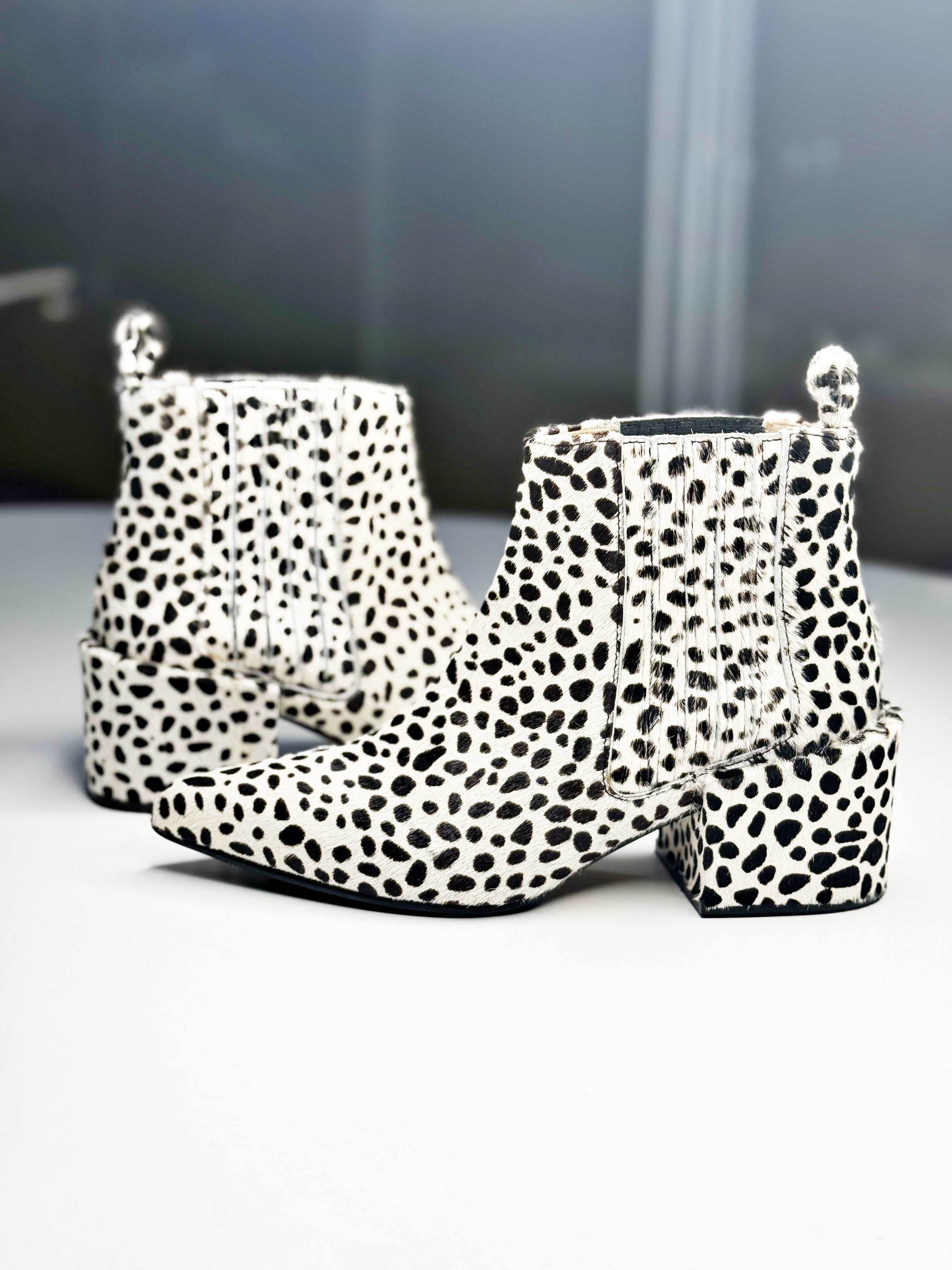 SINCE OSLO Dalmatian Pony Hair Ankle Boots - 36