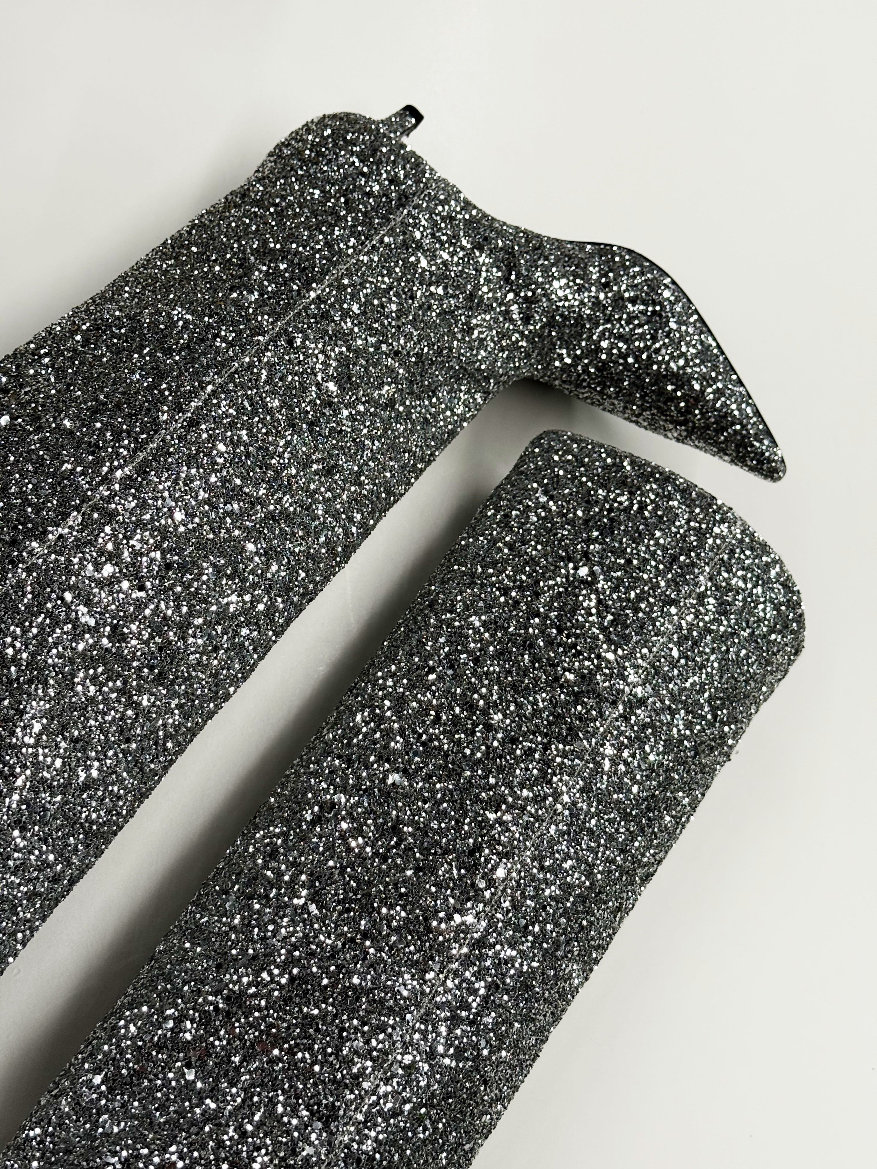 Teurn Silver Glitter Boots